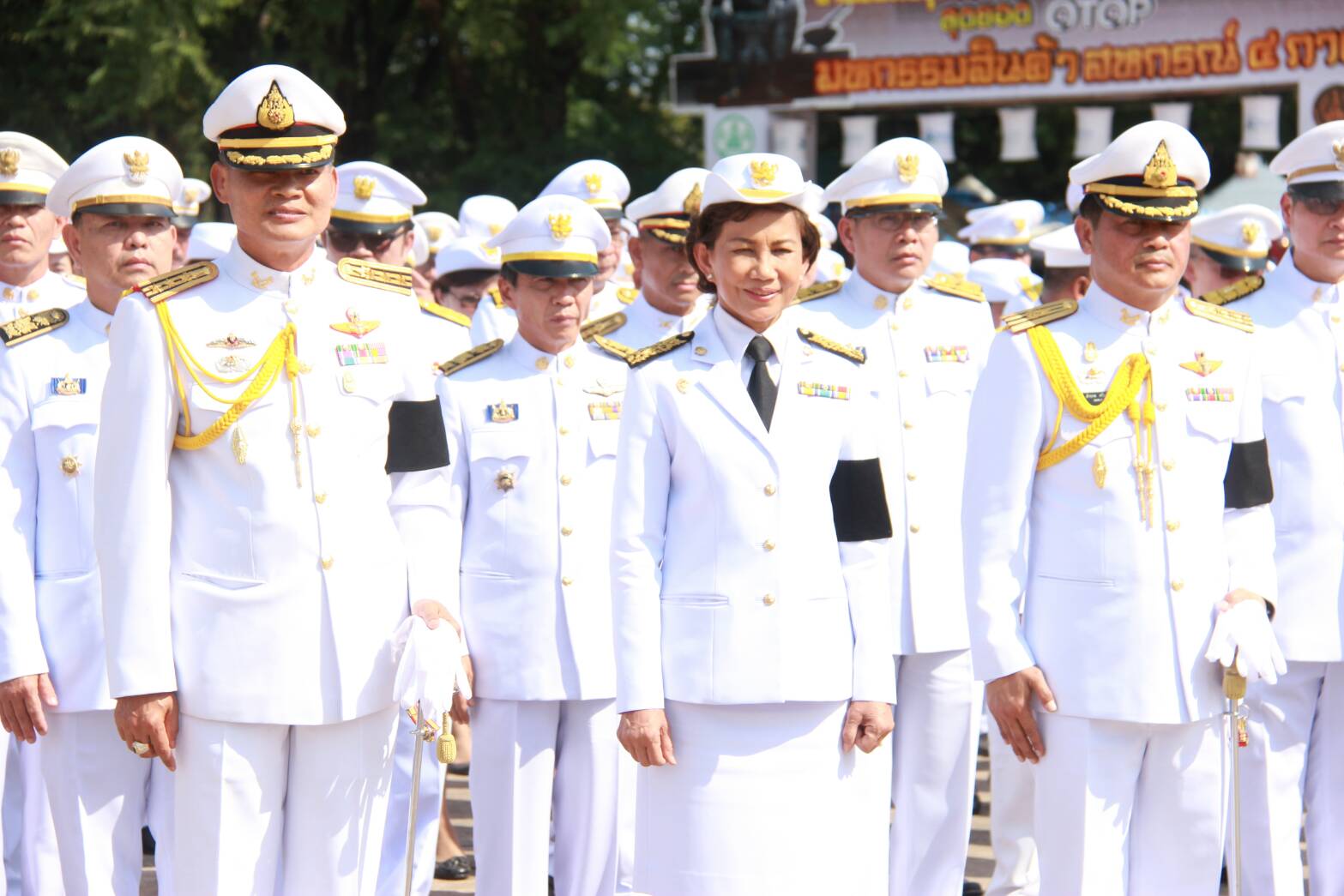 #สุโขทัย ดินแดนแห่งความสุข #เมื่อวันที่ 17 มกราคม 2560 ผู้แทนพระองค์วางพานพุ่มดอกไม้ถวายราชสักการะพ่อขุนรามคำแหงมหาราช ในงานรัฐพิธี“วันพ่อขุนรามคำแหงมหาราช”ประจำปี 2560
สมเด็จพระเจ้าอยู่หัวฯ ทรงกรุณาโปรดเกล้าฯ ให้ พลเอกสุรยุทธ์ จุลานนท์ องคมนตรี เป็นผู้