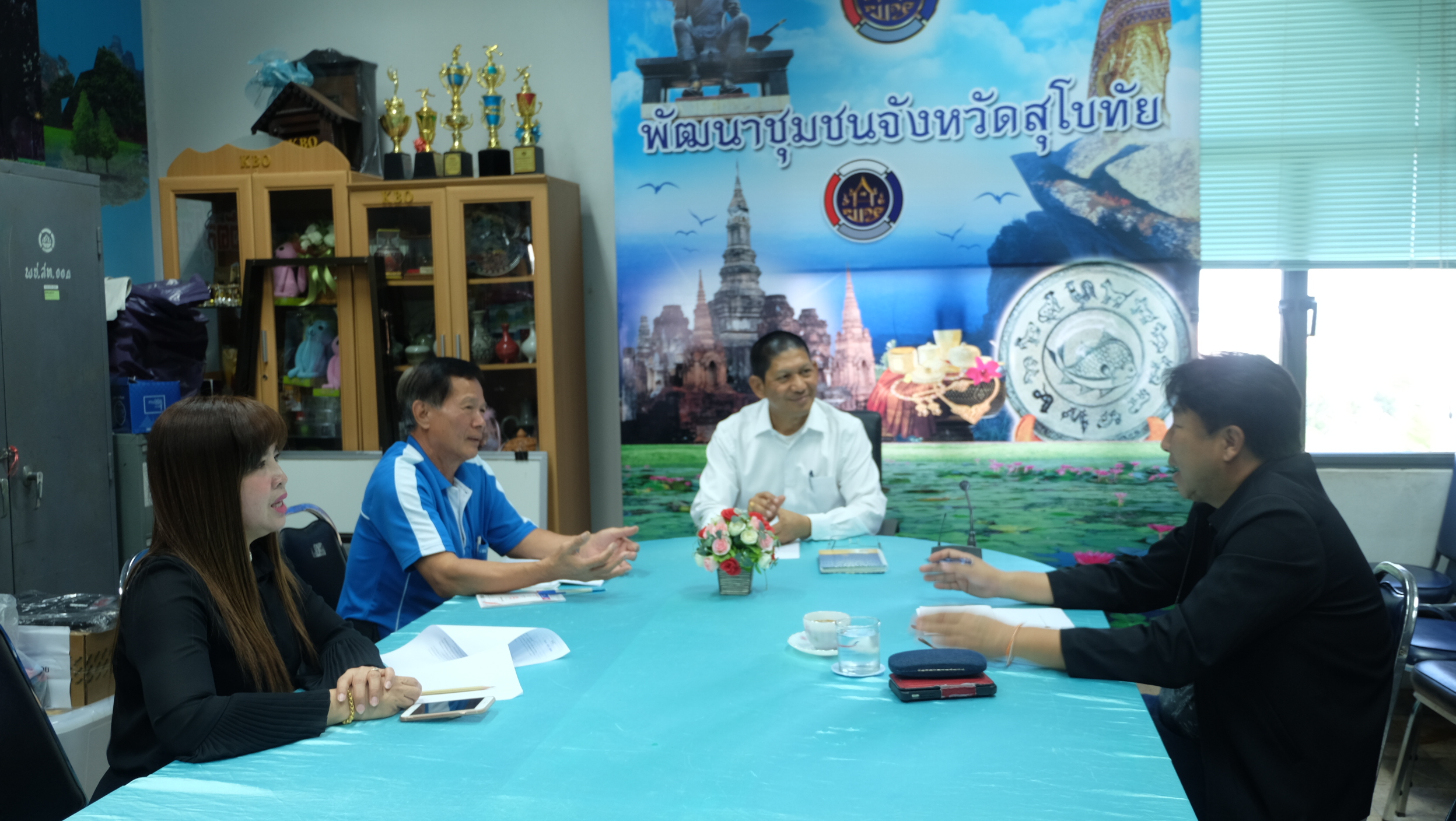 #สุโขทัย ดินแดนแห่งความสุข #วันที่ 25 มกราคม  2560 นายสุวิน  พึ่งเงิน พัฒนาการจังหวัดสุโขทัย ได้ประชุมการดำเนินกิจกรรมของ OTOP Trader จังหวัดสุโขทัย เพื่อเตรียมความพร้อมและให้ข้อเสนอแนะการในการจัดตั้ง บริษัทสุโขทัย โอทอปอินเตอร์เทรดเดอร์ จำกัด ณ ห้องประชุ