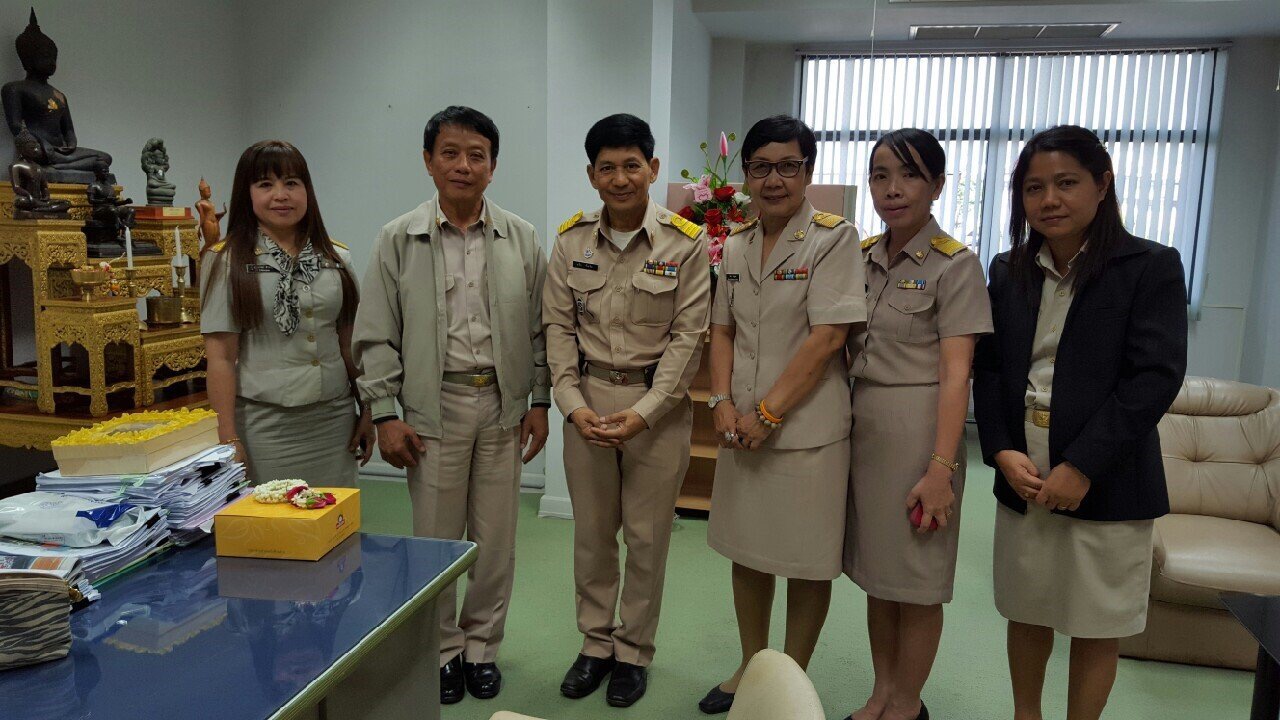 #สุโขทัย ดินแดนแห่งความสุข#  เปิดแล้ว “ตลาดนัดชุมชนไทยช่วยไทย คนไทยยิ้มได้” อย่างยิ่งใหญ่ ณ บริเวณหน้าจวนผู้ว่าราชการจังหวัดสุโขทัย ถนนคนเดิน ริมน้ำยม อ.เมืองสุโขทัย จ.สุโขทัย