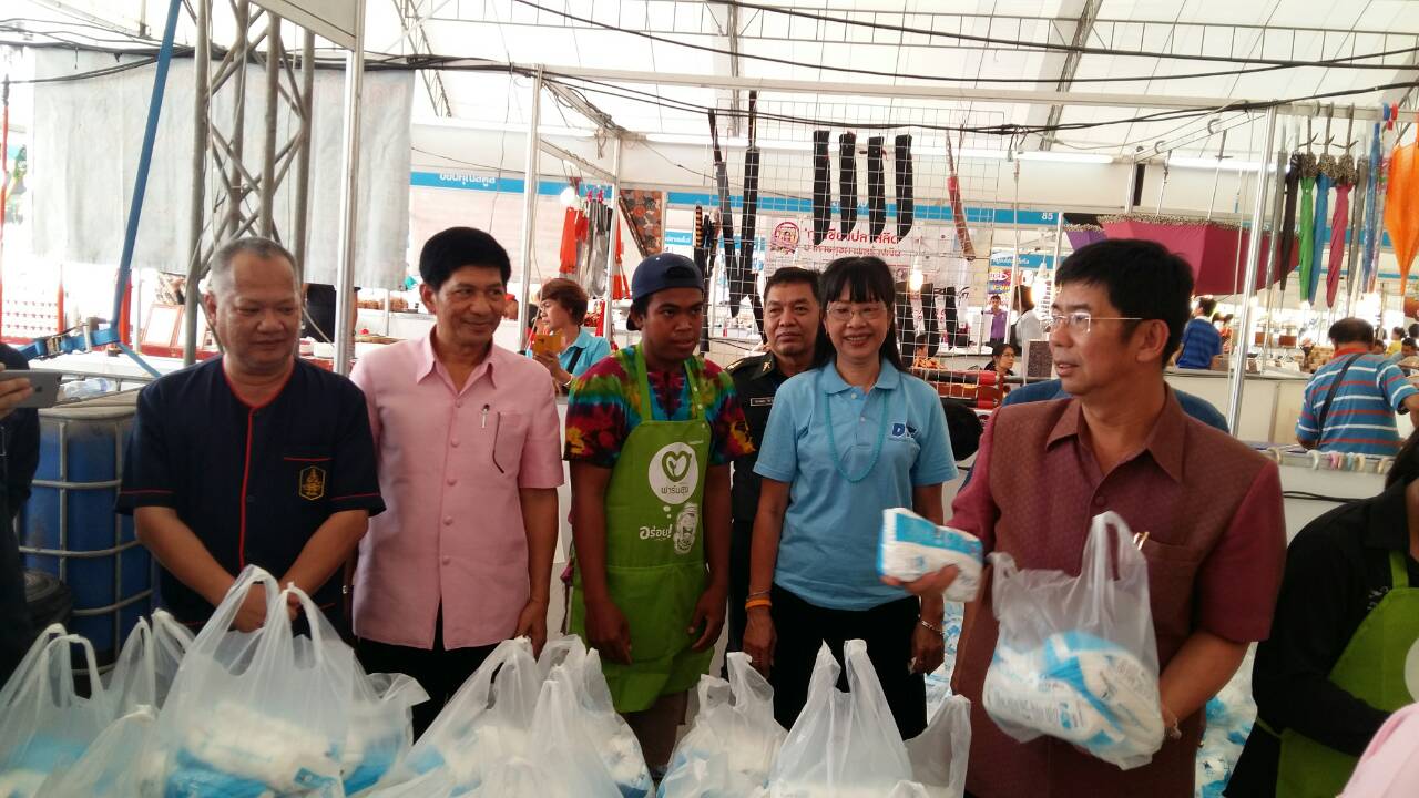 #สุโขทัย ดินแดนแห่งความสุข# ติดตามสนับสนุนและให้กำลังใจการจัดเวทีที่ 2 ประชาคมวิเคราะห์ข้อมูลและปรับแผนชุมชน ตามโครงการขับเคลื่อนการพัฒนาตามปรัชญาเศรษฐกิจพอเพียงภาคการเกษตรและชนบท ม.6 ต.กง อ.กงไกรลาศ จ.สุโขทัย