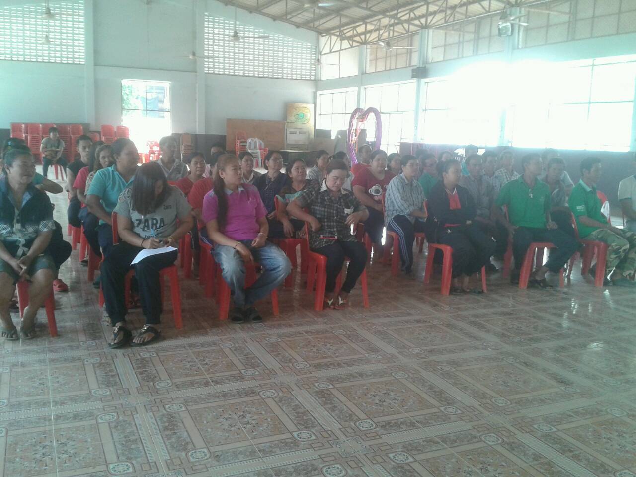 #สุโขทัย ดินแดนแห่งความสุข# ลงพื้นที่ติดตามสนับสนุน และเยี่ยมเยียนให้กำลังใจ การจัดเวทีที่2 ประชาคมวิเคราะห์ข้อมูลและปรับแผนชุมชน ตามโครงการขับเคลื่อนการพัฒนาตามปรัชญาของเศรษฐกิจพอเพียงภาคการเกษตรและชนบท พร้อมเยี่ยมชมกลุ่มออมทรัพย์เพื่อการผลิต บ้านฝั่งหม