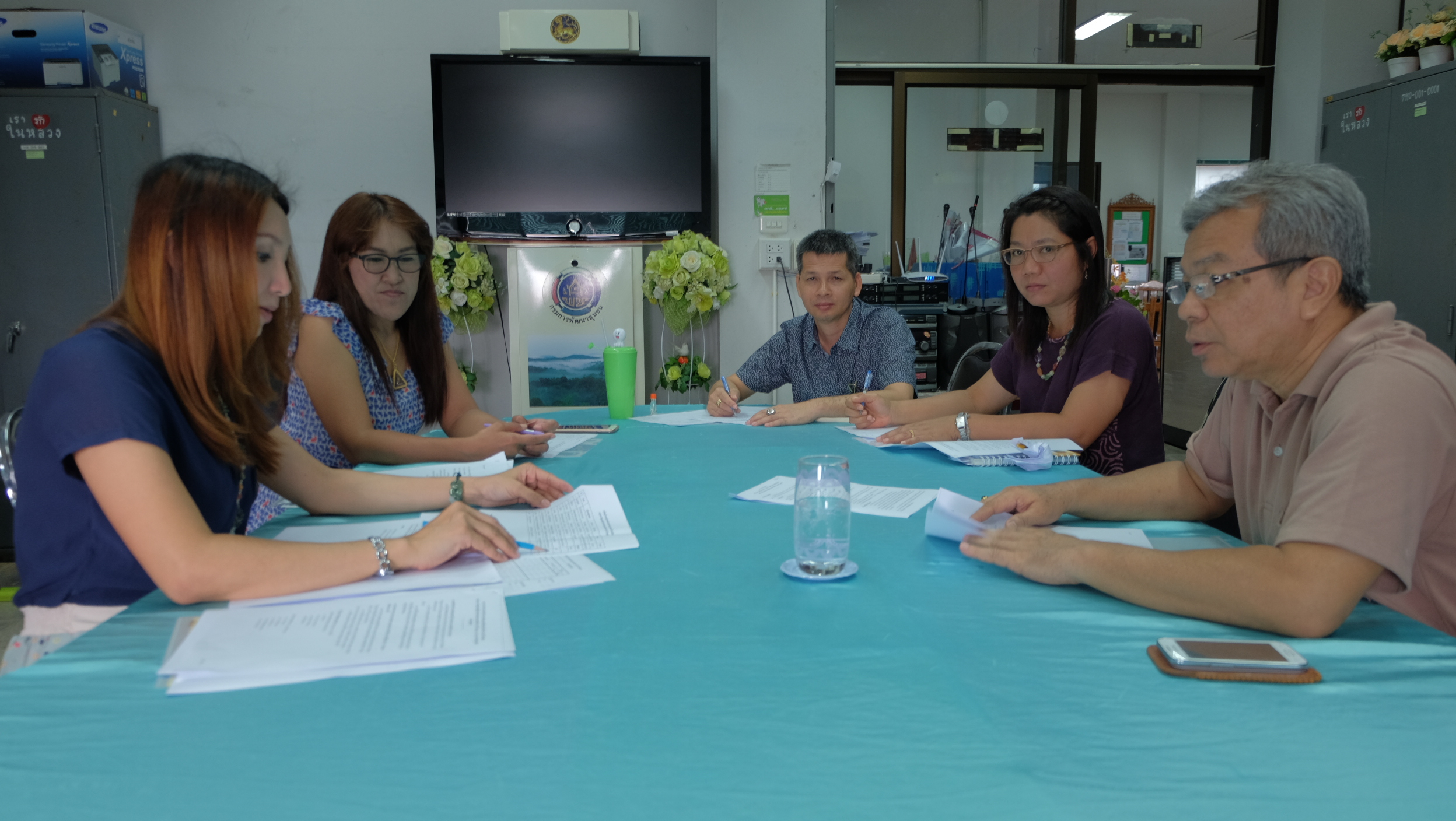 #สุโขทัย ดินแดนแห่งความสุข# การประชุมคณะทำงานพิจารณาคัดสรรกิจกรรมพัฒนาชุมชนดีเด่นระดับจังหวัด (ชุดเล็ก) เพื่อร่วมกันพิจารณาเกณฑ์การให้คะแนนกิจกรรมพัฒนาชุมชน ตามโครงการเชิดชูเกียรติผู้นำเครือข่ายพัฒนาชุมชนดีเด่น ประจำปี 2559 : กระบวนการเชิดชูเกียรติจังหวัด