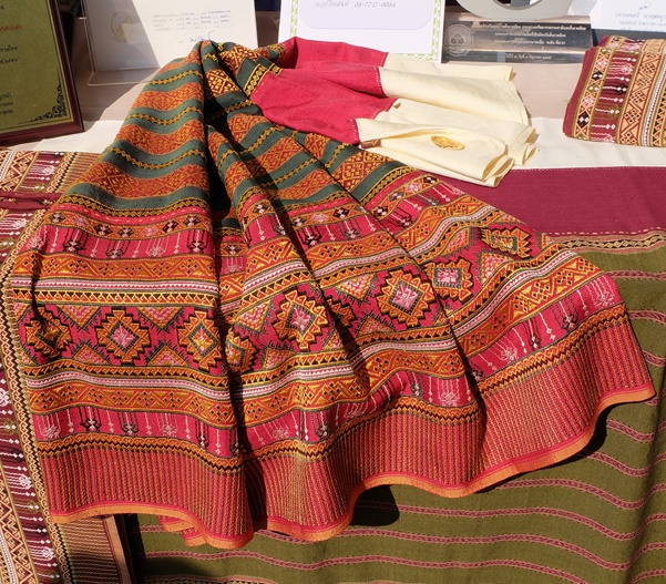 #สุโขทัย ดินแดนแห่งความสุข# สำนักงานพัฒนาชุมชนจังหวัดสุโขทัย จัดโครงการเสริมสร้างคุณธรรม จริยธรรมข้าราชการสำนักงานพัฒนาชุมชนจังหวัดสุโขทัย ณ วัดราชธานี อำเภอเมืองสุโขทัย จังหวัดสุโขทัย