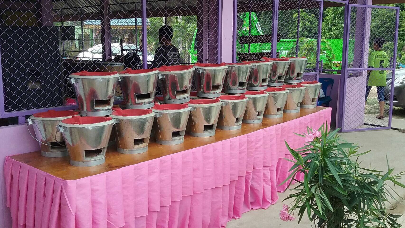 #สุโขทัย ดินแดนแห่งความสุข#วันที่ 3 ตุลาคม 2559 สำนักงานพัฒนาชุมชนกงไกรลาศ อำเภอกงไกรลาศ จังหวัดสุโขทัย ได้ดำเนินการประชุมคณะกรรมการฯและมีการขับเคลื่อนศูนย์เรียนรู้ชุมชนบ้านเสาหิน หมู่ที่ 9 ตำบลป่าแฝก อำเภอกงไกรลาศ จังหวัดสุโขทัย (ข่าวโดย นางสาวอภิรดา  วร