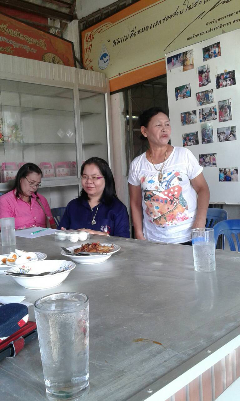 #สุโขทัย ดินแดนแห่งความสุข#คณะทำงานขับเคลื่อนเศรษฐกิจฐานรากฯด้านการแปรรูปลงพื้นที่เก็บข้อมูลเพื่อประเมินกลุ่มวิสาหกิจแปรรูปผลผลิตบ้านตาลเตี้ย อ.เมืองสุโขทัย จังหวัดสุโขทัย (ข่าวโดย นายประนทต์  ปัจฉิม หัวหน้ากลุ่มงานส่งเสริมการพัฒนาชุมชน สพจ.สุโขทัย รายงาน