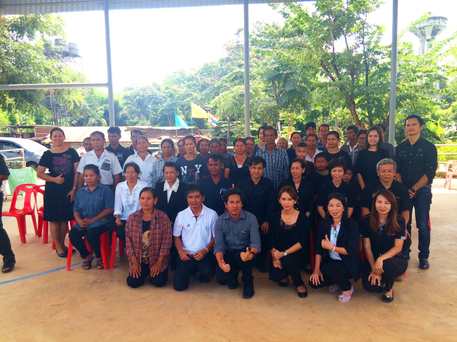 #สุโขทัย ดินแดนแห่งความสุข #วันที่ 21 ตุลาคม  2559  นายสุวิน พึ่งเงิน พัฒนาการจังหวัดสุโขทัย มอบหมายให้นายประนทต์ ปัจฉิม หัวหน้ากลุ่มงานส่งเสริมการพัฒนาชุมชน สพจ.สุโขทัยได้นำ นายทองคูณ  บุญศร ผู้อำนวยการกลุ่มงานมาตรฐานการพัฒนาชุมชน คุณระเบียบ  รินดา นักว