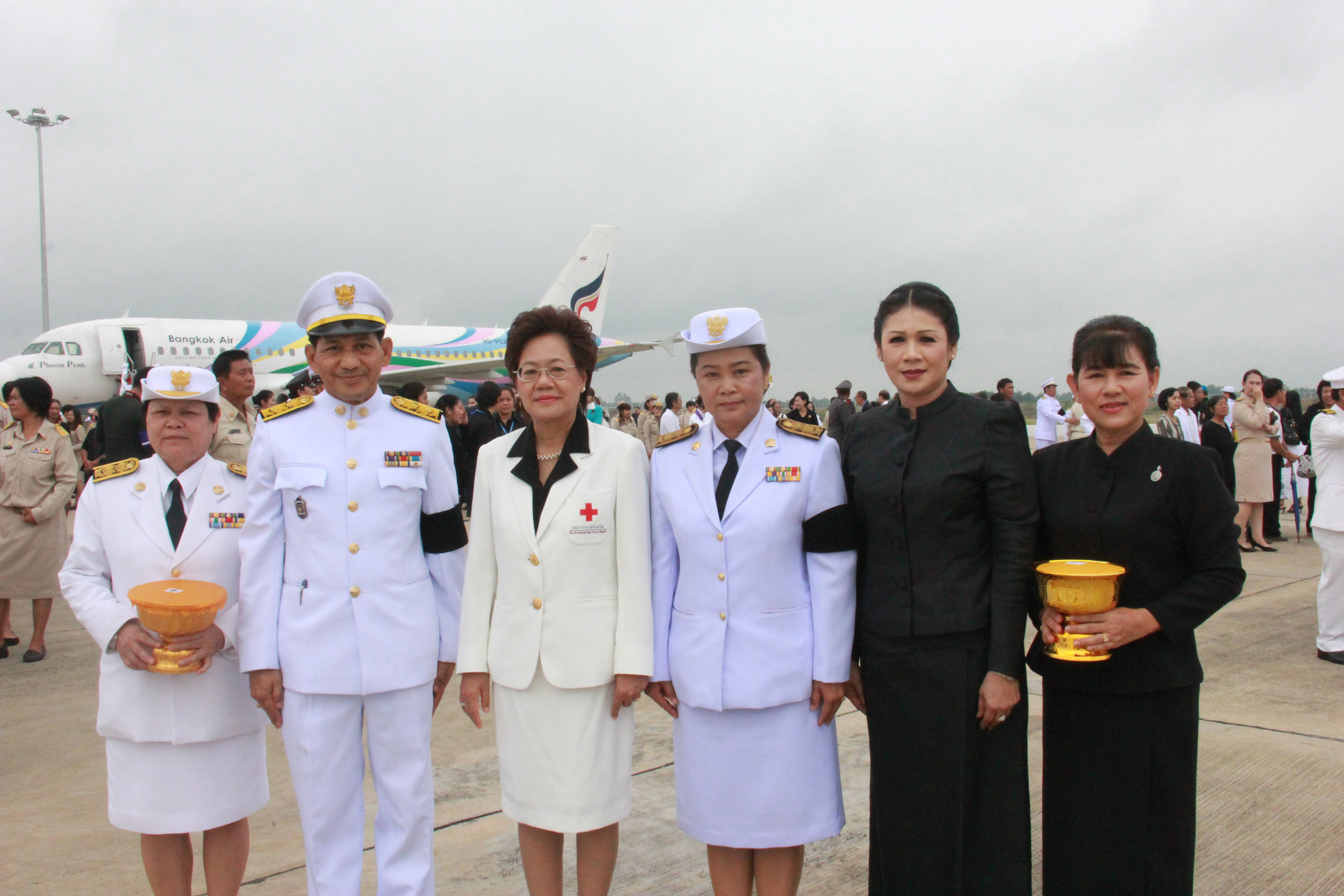 #สุโขทัย ดินแดนแห่งความสุข #วันที่ 25 ตุลาคม 2559 นายสุวิน  พึ่งเงิน  พัฒนาการจังหวัดสุโขทัยรับเสด็จสมเด็จพระเทพรัตนราชสุดาฯ สยามบรมราชกุมารี และร่วมทอดกฐินพระราชทานของสภากาชาดไทย ณ.ศาลาการเปรียญวัดศรีชุม อ.เมือง จ.สุโขทัย