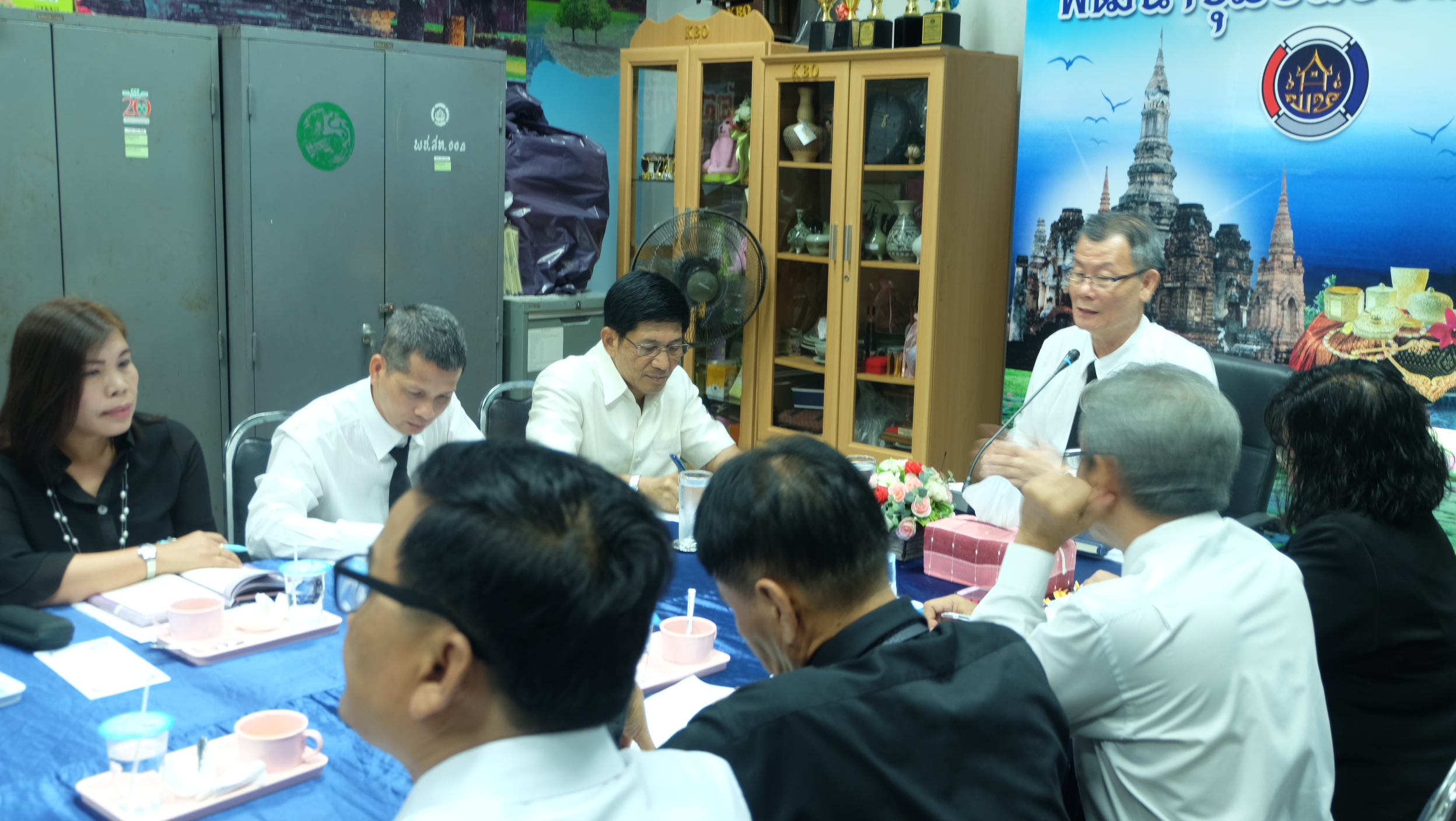 #สุโขทัย ดินแดนแห่งความสุข #วันที่ 9 พฤศจิกายน  2559 นายไพบูลย์    บูรณสันติ  พัฒนาการจังหวัดราชบุรี รกน.นว.พช.เชี่ยวชาญ (สสช.) ได้มาตรวจเยี่ยมความคืบหน้าบริษัทประชารัฐฯจังหวัดสุโขทัย โดยมีนายสุวิน  พี่งเงิน  พัฒนาการจังหวัดสุโขทัย หัวหน้ากลุ่มงานฯ หัวหน้