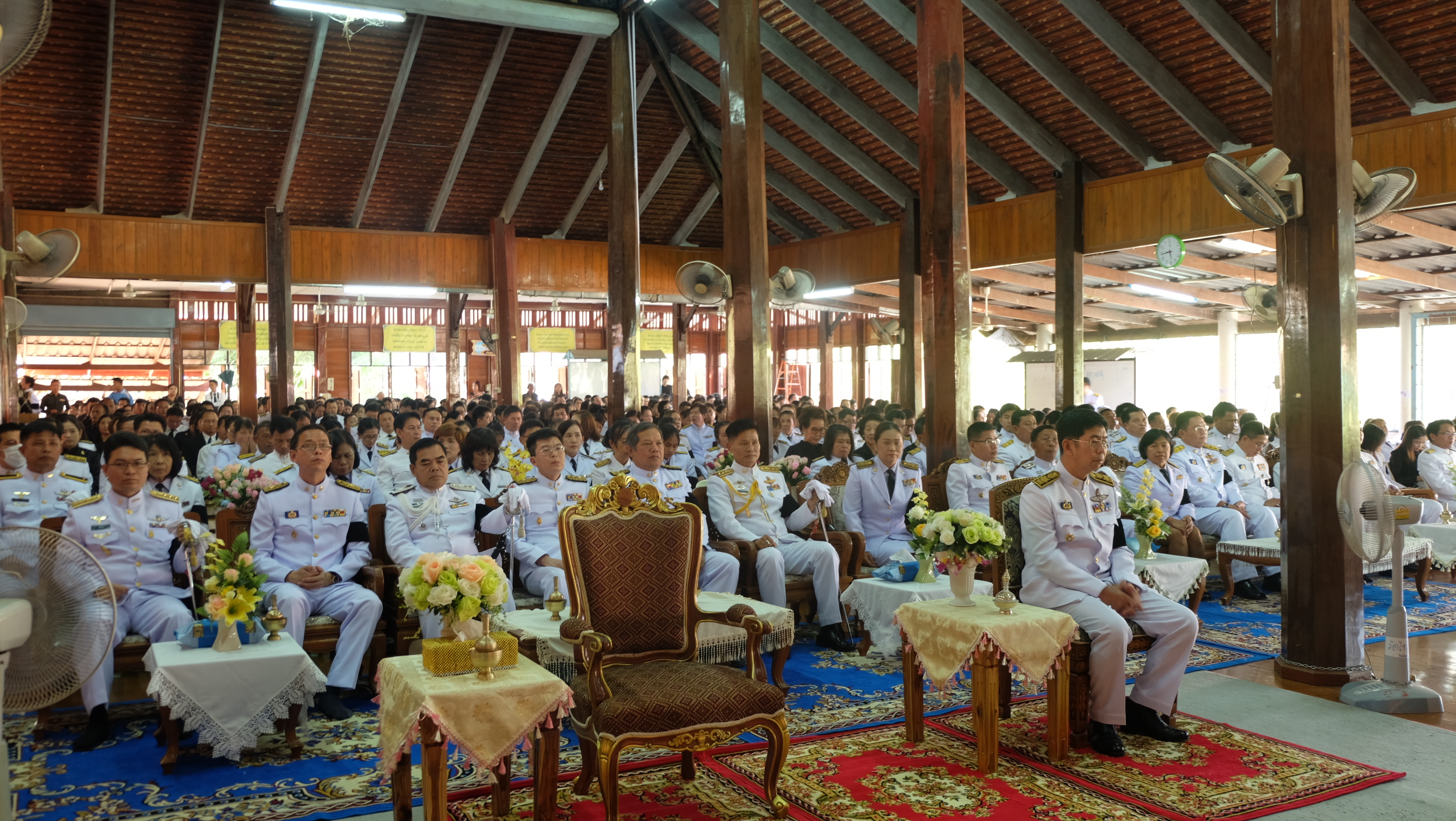 #สุโขทัย ดินแดนแห่งความสุข #เมื่อวันที่ 1 ธันวาคม  2559 เวลา 15.00 น.  นายปิติ   แก้วสลับสี ผู้ว่าราชการจังหวัดสุโขทัย เป็นประธานในพิธีบำเพ็ญกุศลปัญญาสมวาร (50 วัน) เพื่อถวายเป็นพระราชกุศลพระบาทสมเด็จพระปรมินทรมหาภูมิพลอดุลยเดช ณ วัดไทยชุมพล อำเภอเมืองสุ