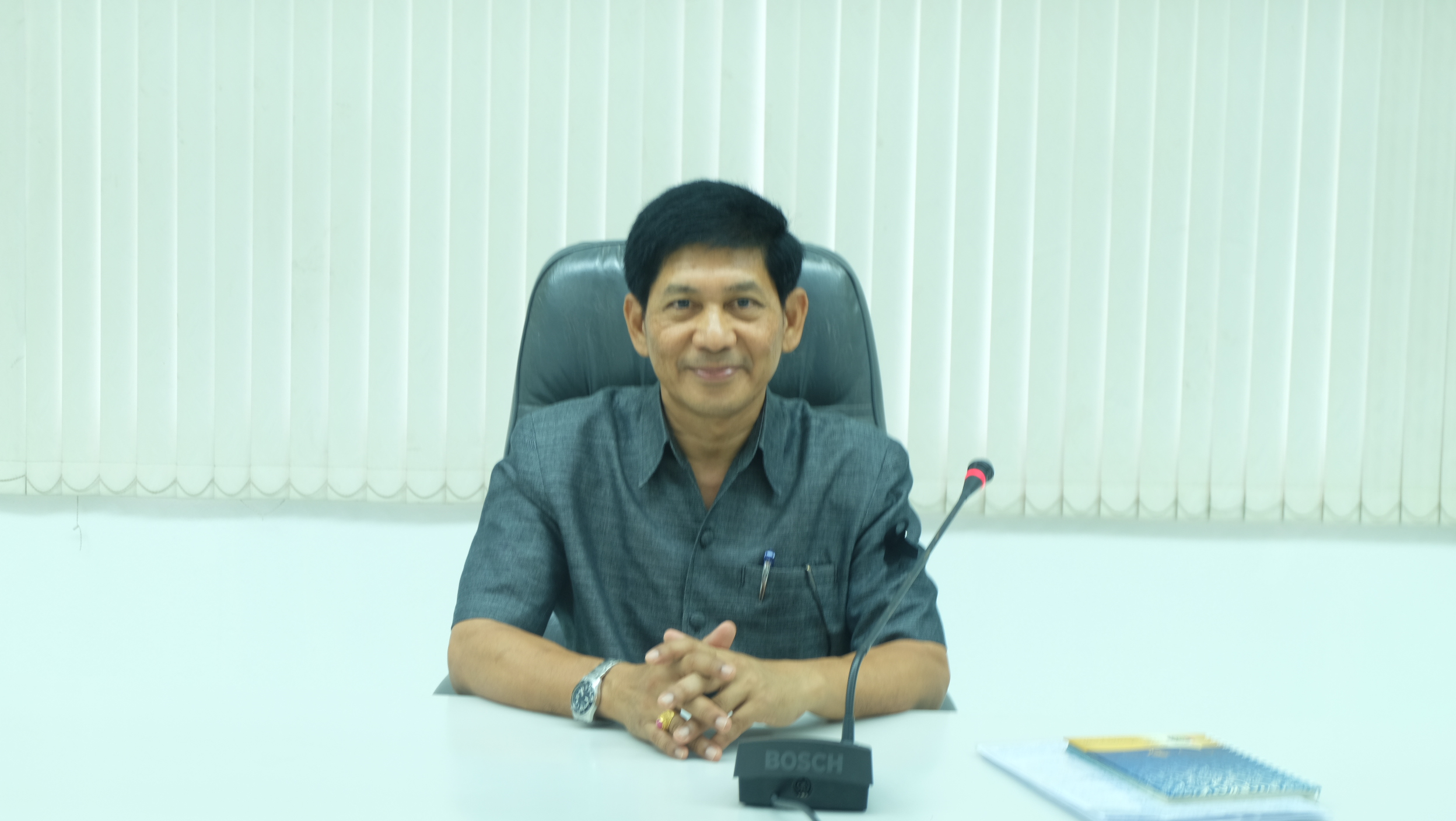 #สุโขทัย ดินแดนแห่งความสุข #วันที่ 6 ธันวาคม  2559 นายสุวิน  พึ่งเงิน  พัฒนาการจังหวัดสุโขทัย ได้เป็นประธานในการประชุมเตรียมความพร้อมให้กับผู้ประกอบการในการจัดงาน OTOP  City 2016 ระหว่างวันที่ 18-26 ธันวาคม 2559 ณ อาคารชาเลนเจอร์ 1-3 ศูนย์แสดงสินค้าอิมแพ็