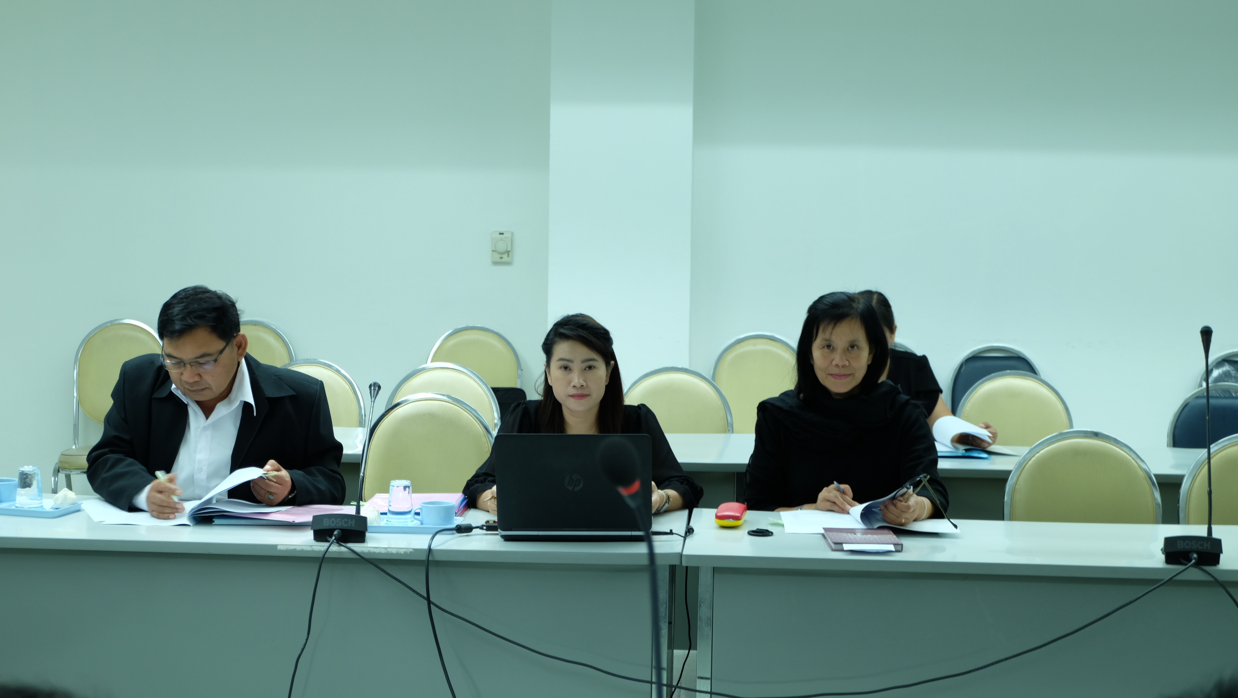 #สุโขทัย ดินแดนแห่งความสุข #นำเรียนผู้บังคับบัญชาเพื่อโปรดทราบ
วันที่ 13 ธันวาคม   2559 เวลา 09.30 น. นายสุวิน  พึ่งเงิน พัฒนาการจังหวัดสุโขทัย ได้ประชุมคณะทำงานบริหารการจัดเก็บข้อมูลเพื่อการพัฒนาชุมชน ระดับจังหวัด ครั้งที่ 1/2560  โดยมีคณะทำงานบริหารกา