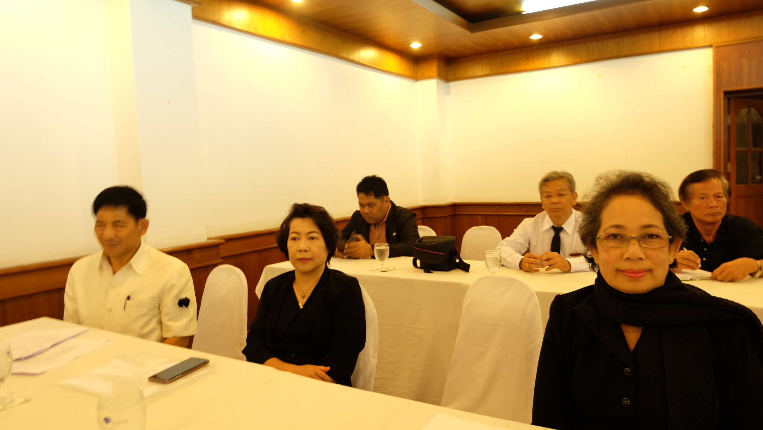 #สุโขทัย ดินแดนแห่งความสุข #วันที่  ๒๒ ธันวาคม  ๒๕๕๙  เวลา ๐๙.๐๐ น. นายปิติ  แก้วสลับสี  ผู้ว่าราชการจังหวัดสุโขทัย ได้มาเป็นประธานในการประชุมเชิงปฏิบัติการเพิ่มศักยภาพคณะอนุกรรมการหนึ่งตำบลหนึ่งผลิตภัณฑ์จังหวัดสุโขทัย ณ ห้องประชุมศรีนคร โรงแรมไพลิน อ.เม