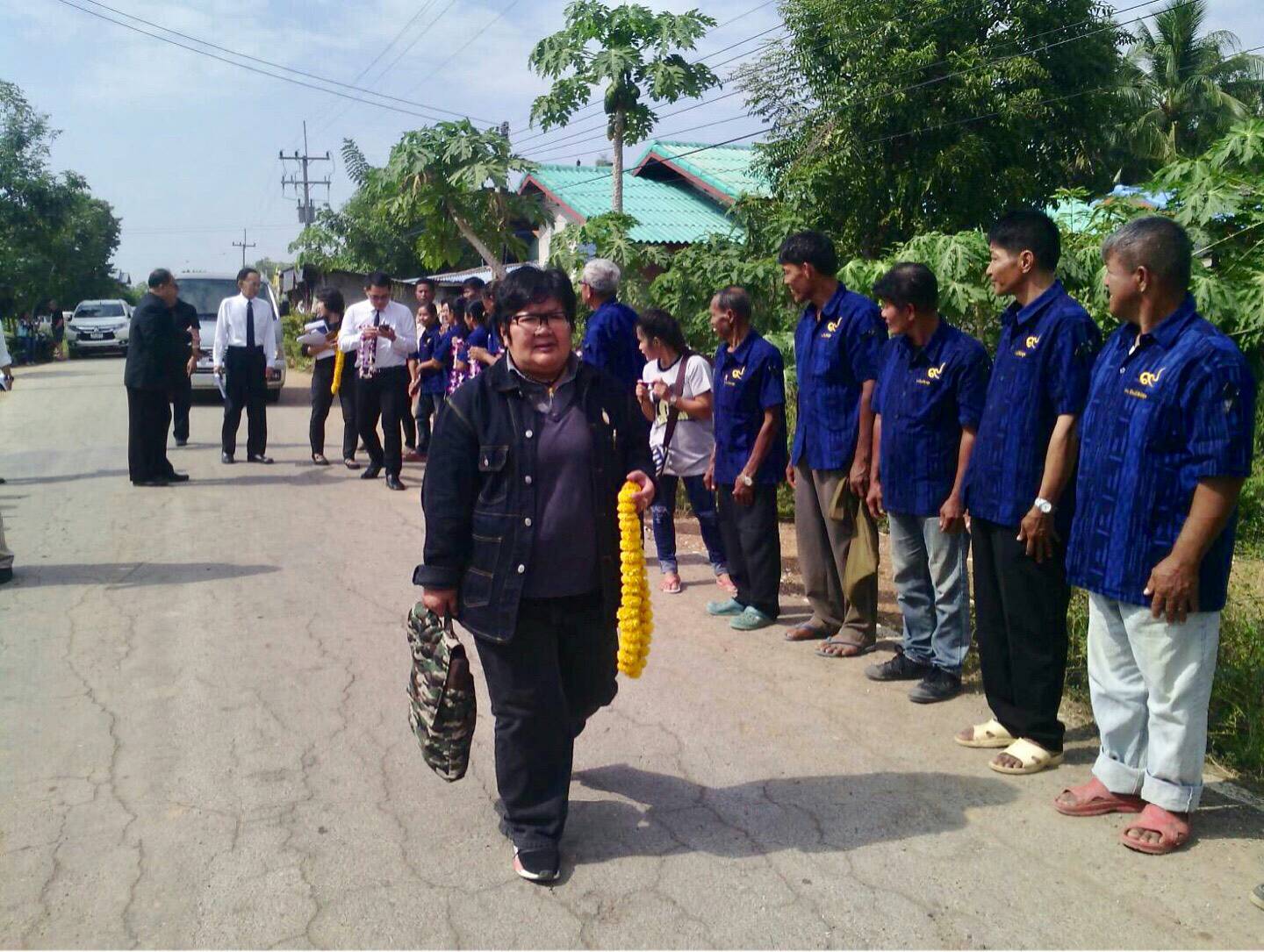 #สุโขทัย ดินแดนแห่งความสุข #วันที่ 23 ธันวาคม  2559 นายสุวิน  พึ่งเงิน  พัฒนาการจังหวัดสุโขทัย  มอบหมายให้นางสาวกฤษณา  กันทะสา  หัวหน้ากลุ่มงานสารสนเทศการพัฒนาชุมชน เป็นคณะกรรมการประเมินผลกำนัน ผู้ใหญ่บ้านยอดเยี่ยม (แหนบทอง) ปี 2560 ซึ่งผู้เข้ารับการประเม