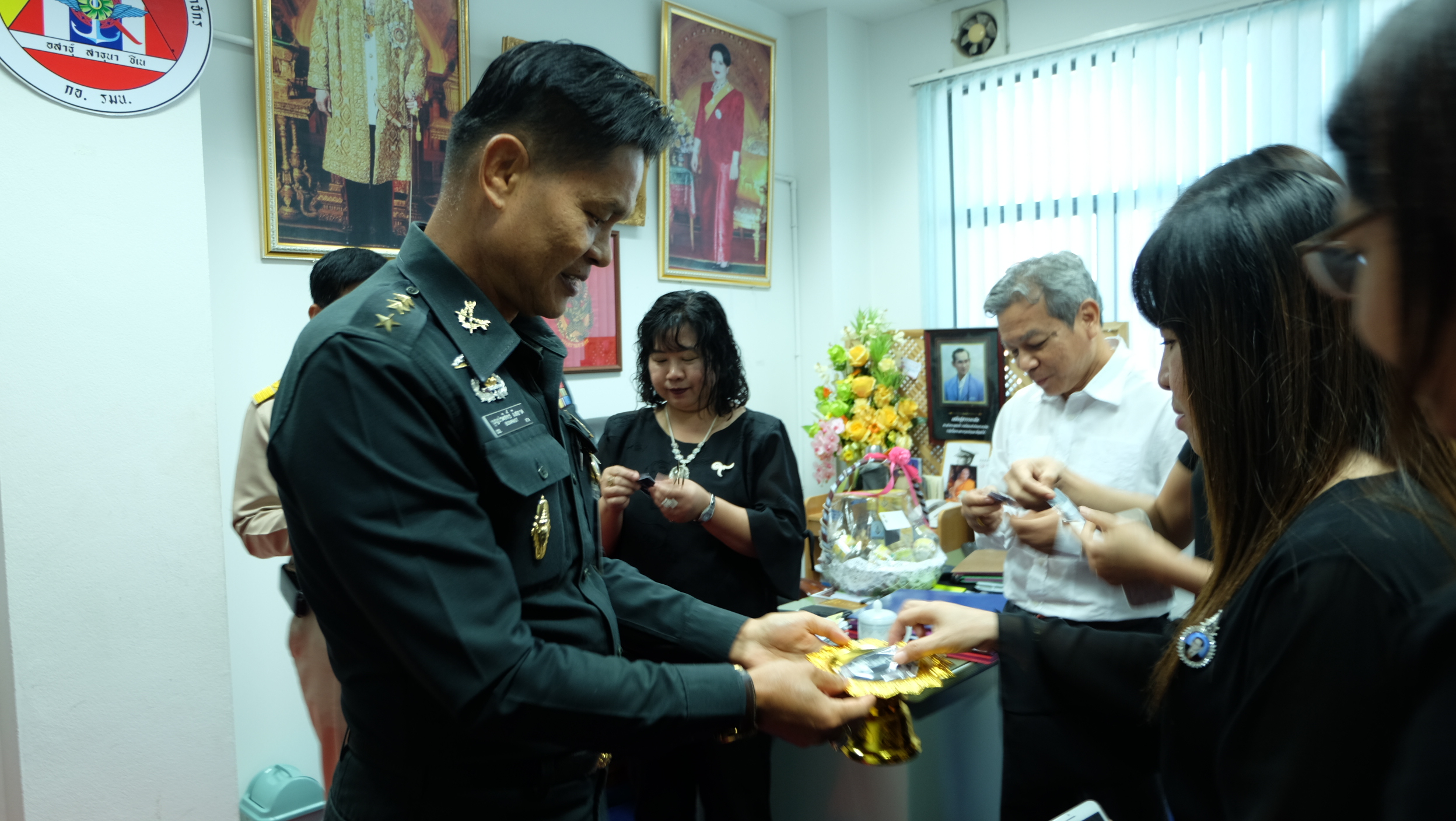 #สุโขทัย ดินแดนแห่งความสุข #วันที่ 29 ธันวาคม  2559 เวลา 15.00 น. นายวรนิติ์  มุตตาหารัช รองผู้ว่าราชการจังหวัดสุโขทัย เป็นประธานในการประชุม  คณะกรรมการศูนย์อำนวยการป้องกันและปราบปรามยาเสพติดจังหวัดสุโขทัย (ศอ.ปส.จ.สท.) ครั้งที่ 12/2559 ณ ห้องประชุมศรีสั