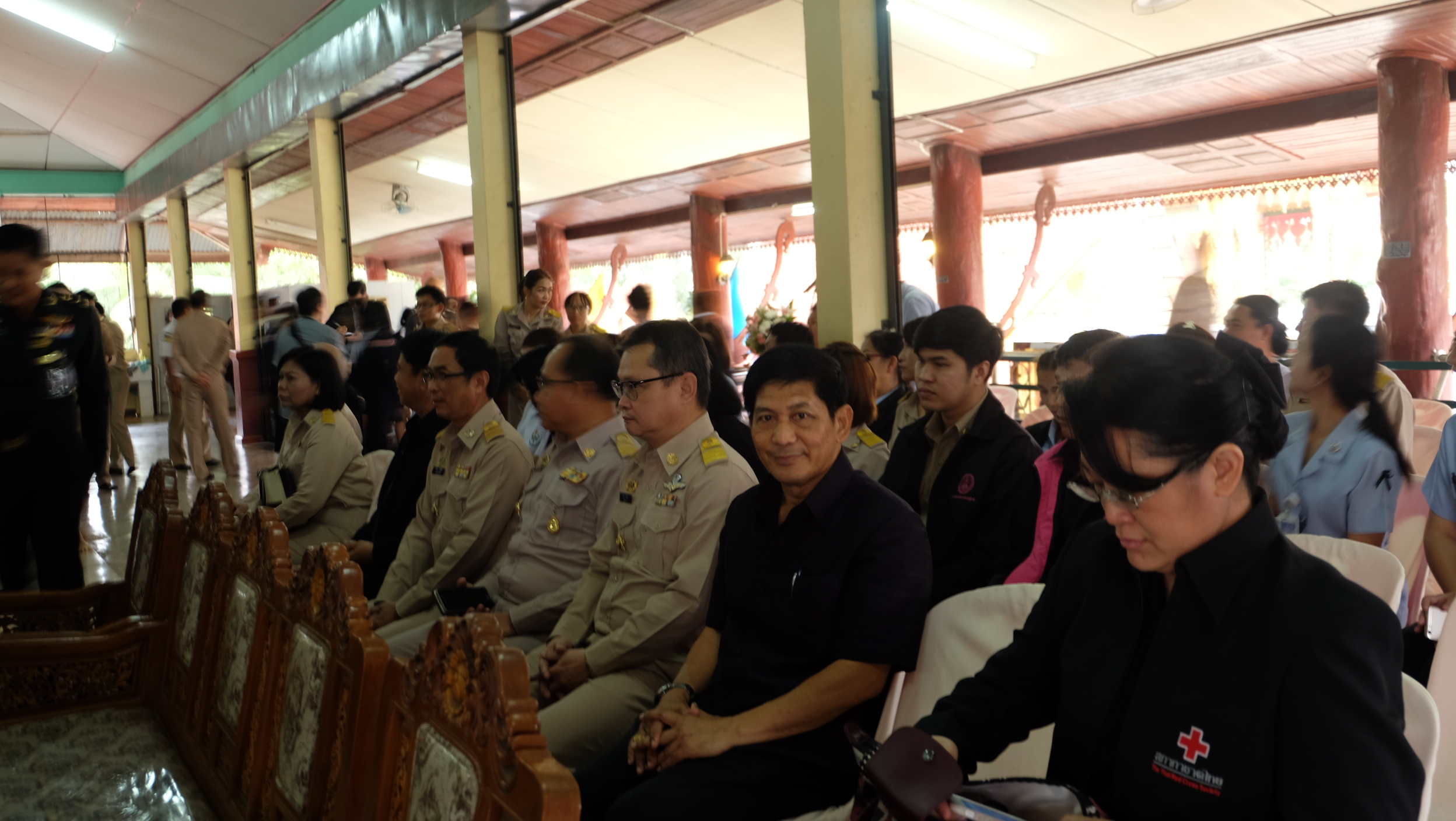 #สุโขทัย ดินแดนแห่งความสุข #วันนี้ (10 มกราคม 2560) เวลา 10.00 น. สมเด็จพระเทพรัตนราชสุดาฯ สยามบรมราชกุมารี                  อุปนายิกาผู้อำนวยการสภากาชาดไทย ทรงพระกรุณาโปรดเกล้า ฯ ให้ นายแผน  วรรณเมธี เลขาธิการสภากาชาดไทย เป็นผู้แทนพระองค์เปิดโครงการรถคลิ