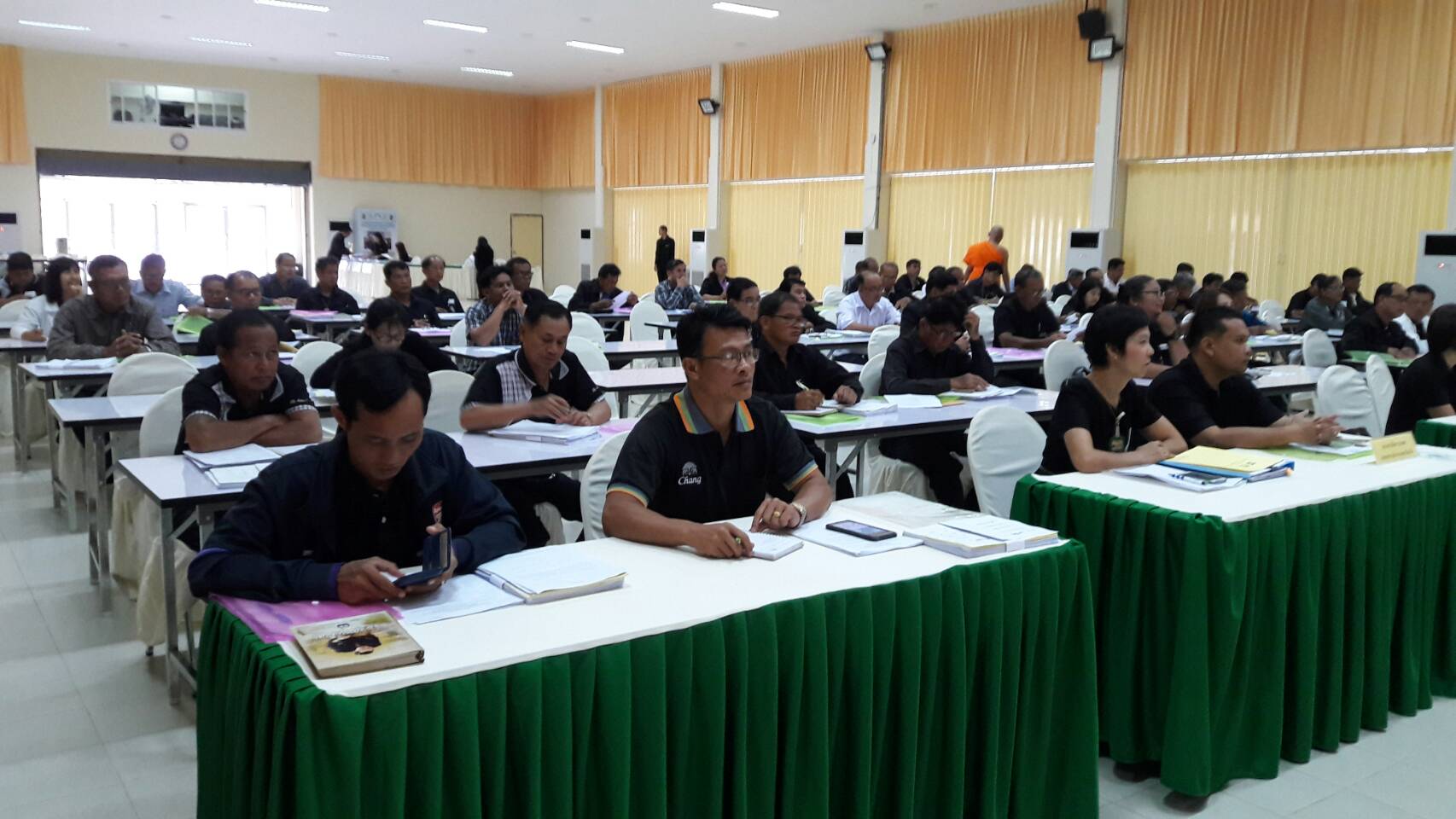 การประชุมเชิงปฎิบัติการเพื่อขับเคลื่อนการดำเนินงานโครงการเพิ่มศักยภาพหมู่บ้านและชุมชน