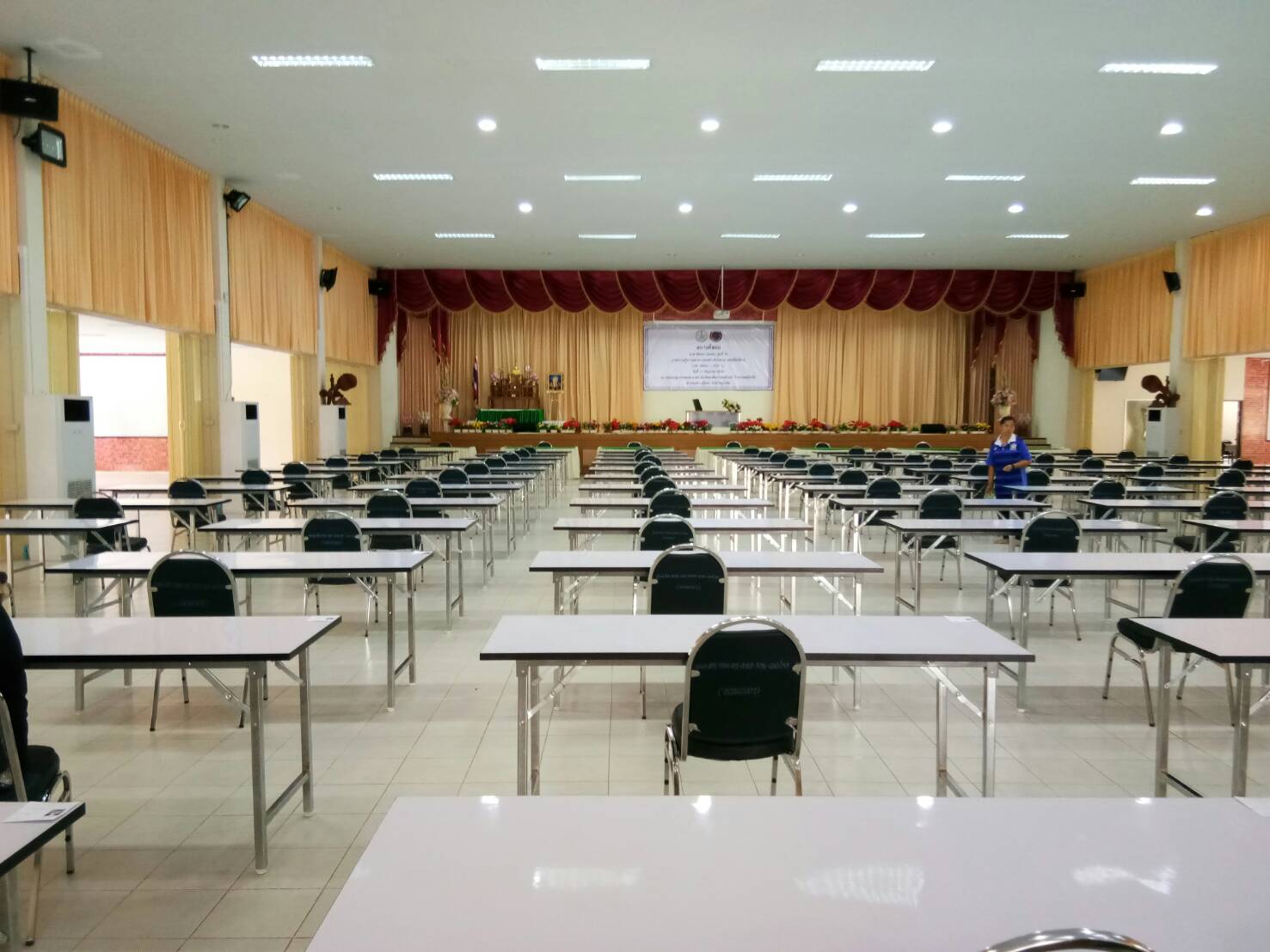 พช.สท. เตรียมพร้อมสถานที่กับการสอบคัดเลือก อสพ.รุ่น 70