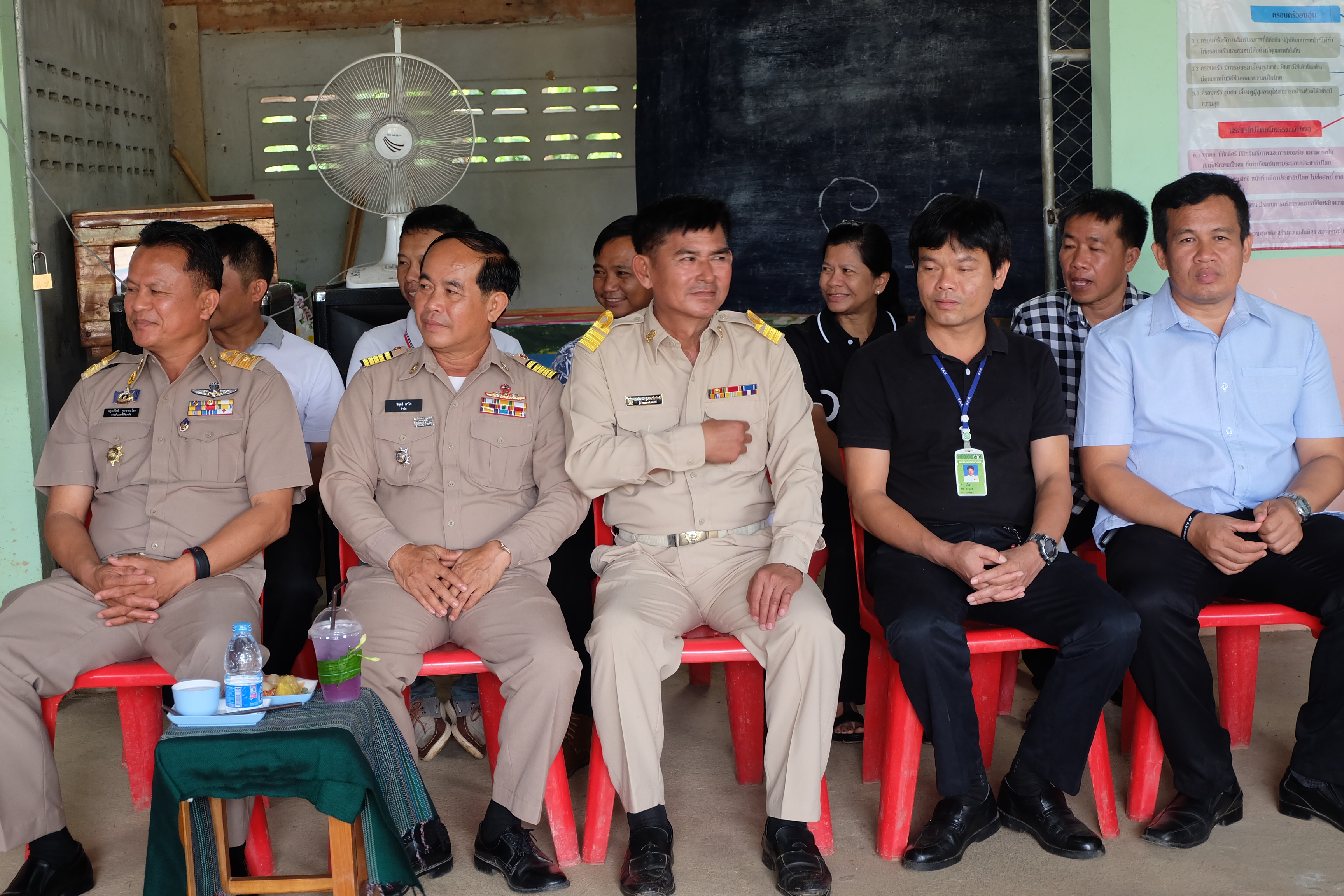 การคัดสรรกิจกรรมหมู่บ้านเศรษฐกิจพอเพียง “อยู่เย็น เป็นสุข” ดีเด่นระดับจังหวัด ประจำปี 2560 อำเภอศรีสัชนาลัย