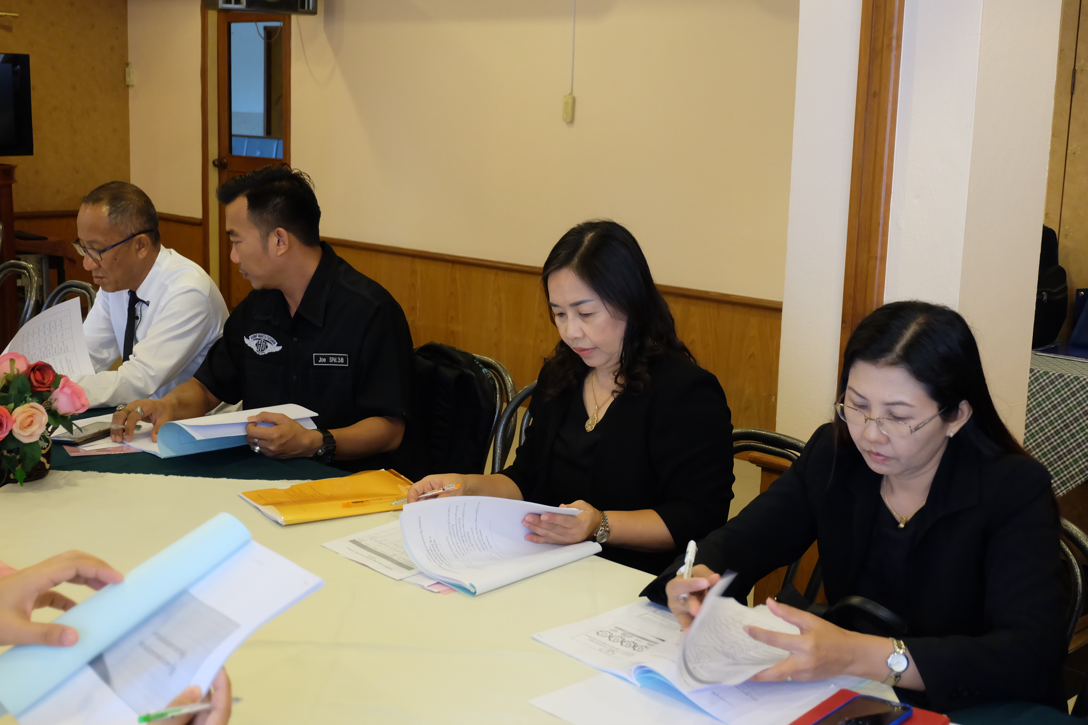 สำนักงานพัฒนาชุมชนจังหวัดสุโขทัย จัดการประชุมเชิงปฏิบัติการขับเคลื่อนการพัฒนาเศรษฐกิจฐานรากและประชารัฐ (ระดับจังหวัด)