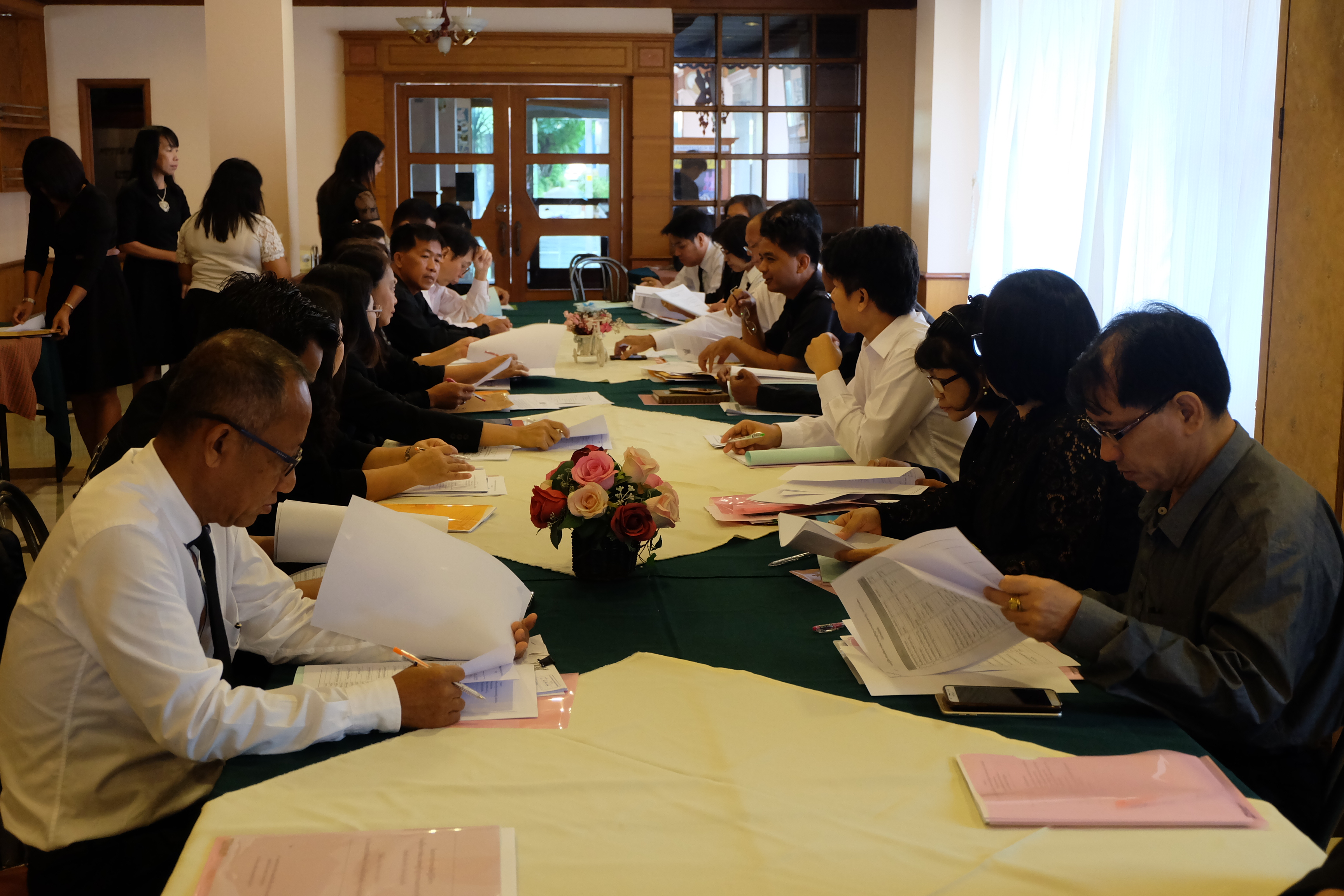 สำนักงานพัฒนาชุมชนจังหวัดสุโขทัย จัดการประชุมเชิงปฏิบัติการขับเคลื่อนการพัฒนาเศรษฐกิจฐานรากและประชารัฐ (ระดับจังหวัด)