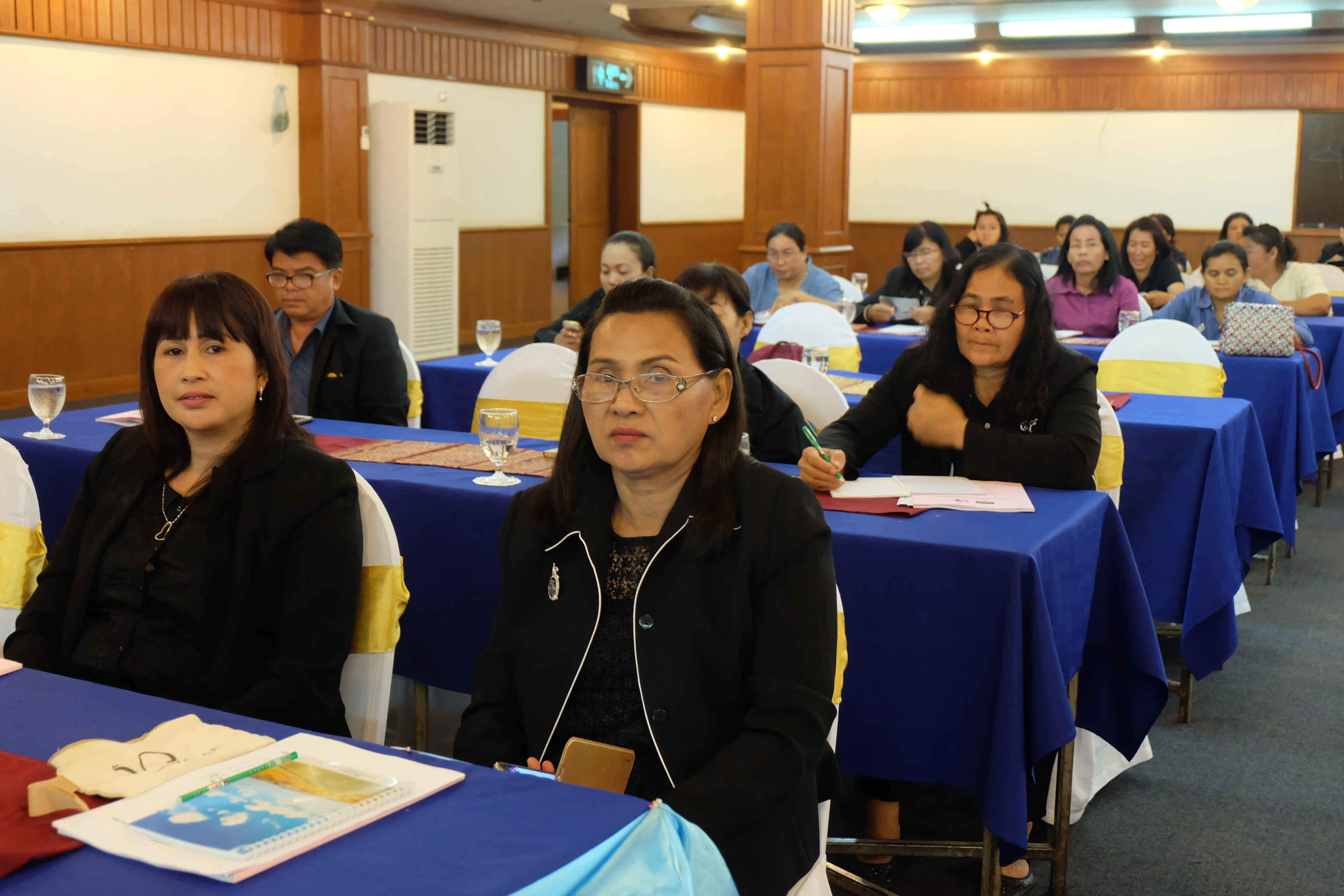 การประชุมเชิงปฏิบัติการเสริมสร้างความเข้มแข็งเครือข่ายอาชีพสมาชิกกองทุนพัฒนาบทบาทสตรี จังหวัดสุโขทัย