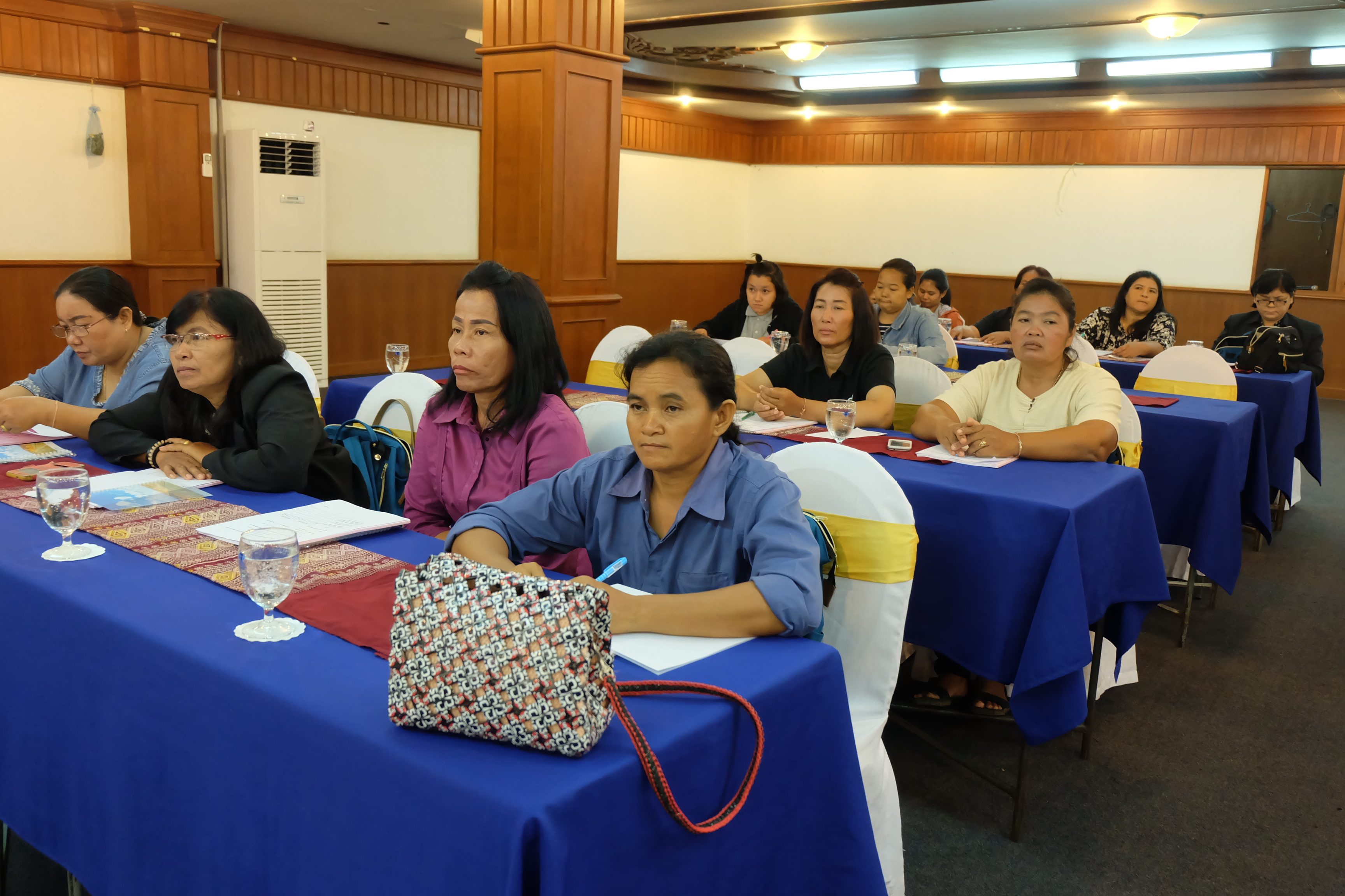 การประชุมเชิงปฏิบัติการเสริมสร้างความเข้มแข็งเครือข่ายอาชีพสมาชิกกองทุนพัฒนาบทบาทสตรี จังหวัดสุโขทัย