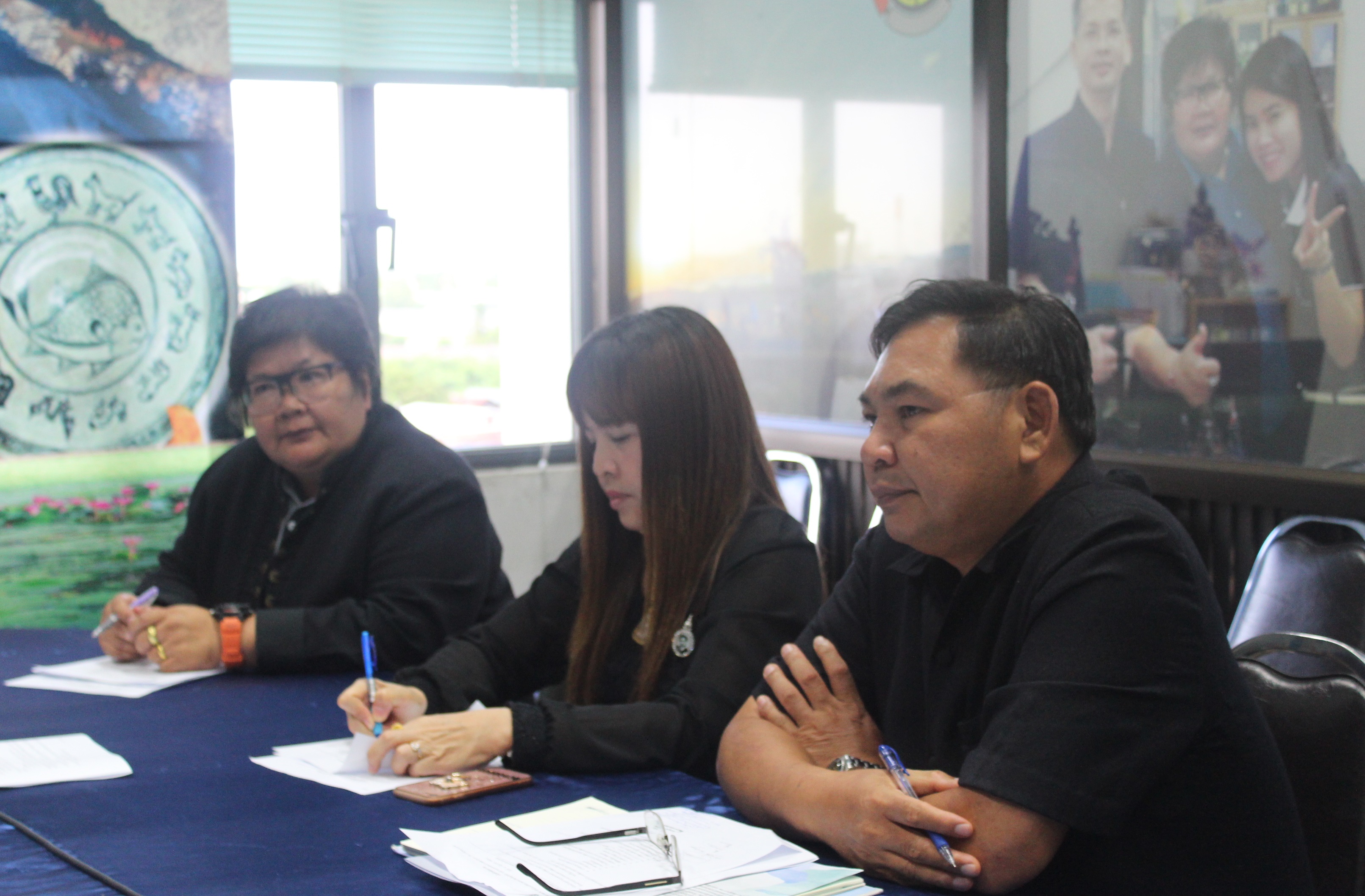 ประชุมหัวหน้ากลุ่ม/ฝ่าย และนักวิชาการพัฒนาชุมชนเพื่อเตรียมความพร้อมและสร้างความเข้าใจในการคัดเลือกอาสาพัฒนาชุมชุน ( อสพ. ) รุ่นที่ 70 ประจำปี 2560