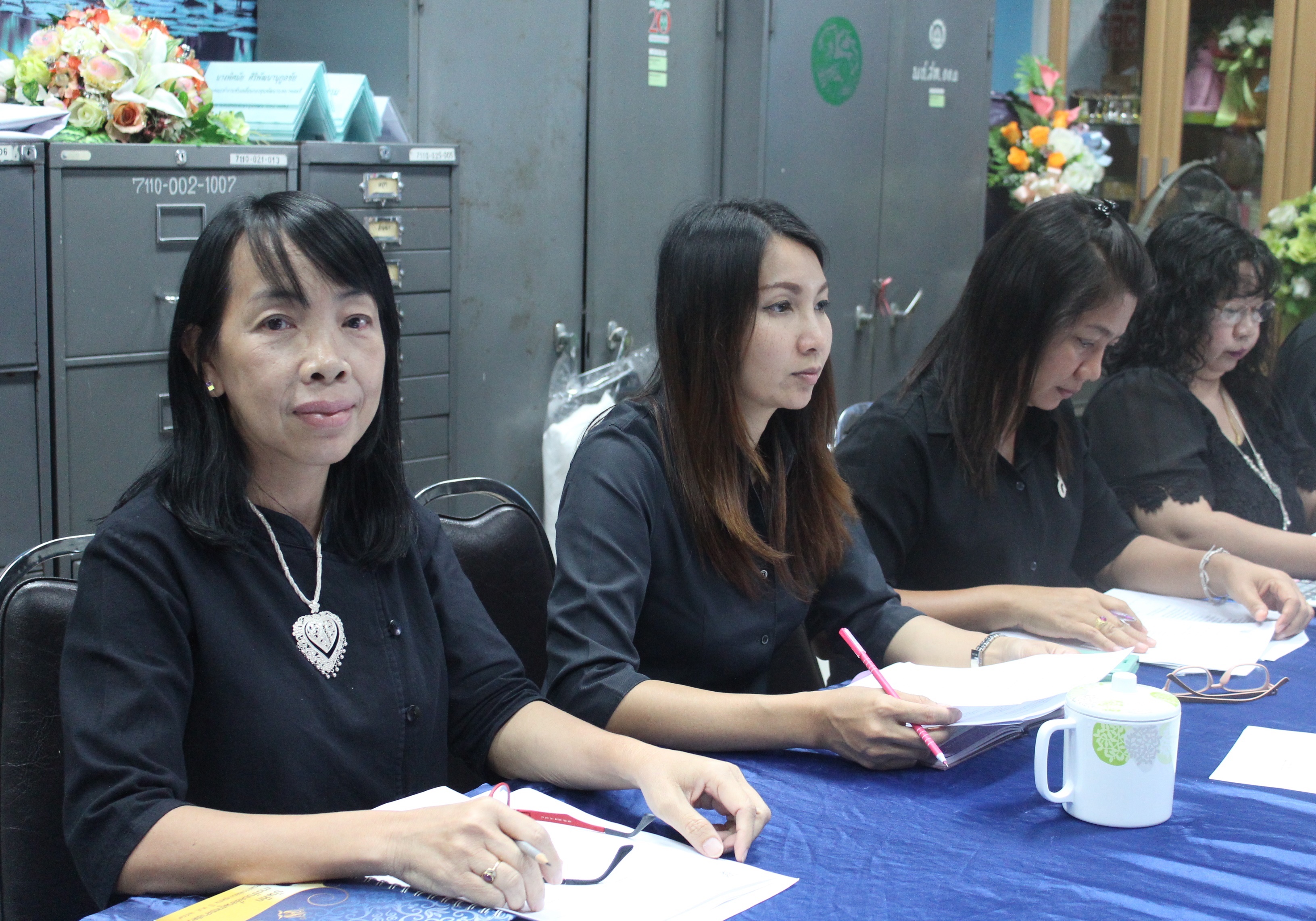 ประชุมหัวหน้ากลุ่ม/ฝ่าย และนักวิชาการพัฒนาชุมชนเพื่อเตรียมความพร้อมและสร้างความเข้าใจในการคัดเลือกอาสาพัฒนาชุมชุน ( อสพ. ) รุ่นที่ 70 ประจำปี 2560