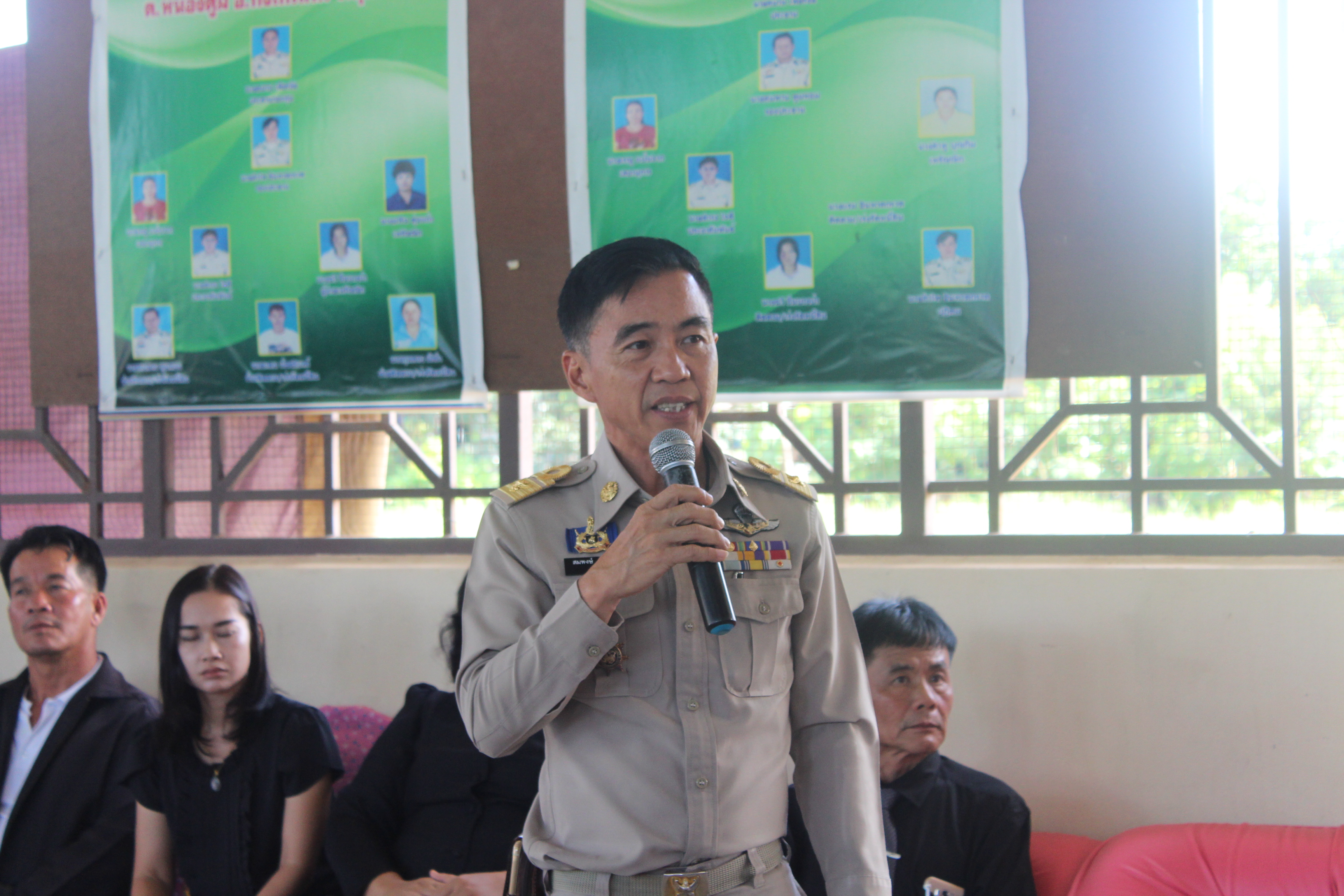 การคัดสรรกิจกรรมหมู่บ้านเศรษฐกิจพอเพียง “อยู่เย็น เป็นสุข” ดีเด่นระดับจังหวัด ประจำปี 2560 อ.กงไกรลาศ