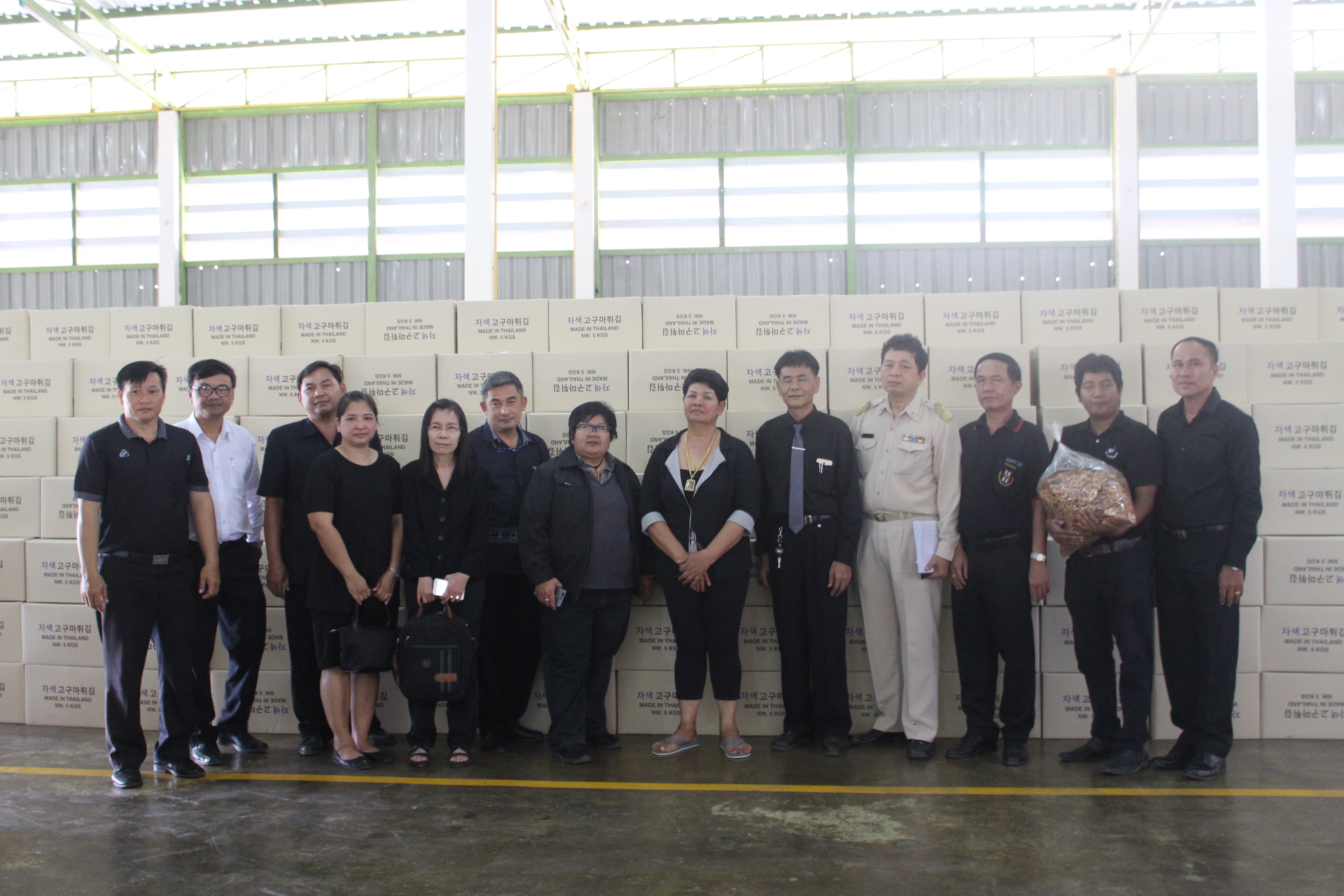 การคัดสรรกิจกรรมหมู่บ้านเศรษฐกิจพอเพียง “อยู่เย็น เป็นสุข” ดีเด่นระดับจังหวัด ประจำปี 2560 อ.กงไกรลาศ