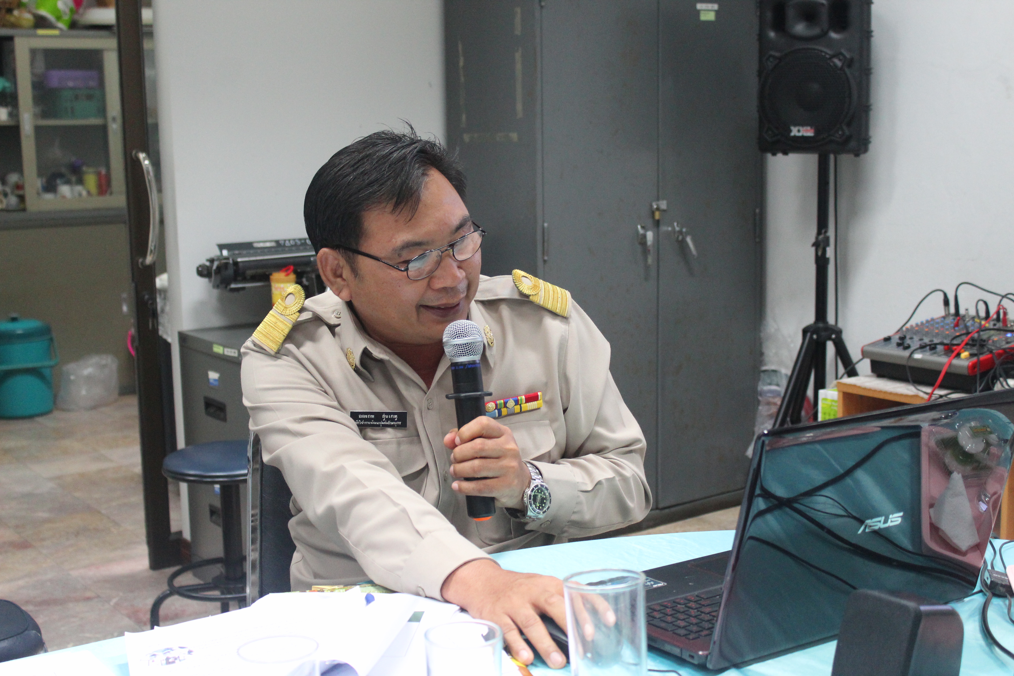 การคัดเลือกข้าราชการและลูกจ้างประจำดีเด่นและนักประชาสัมพันธ์ดีเด่น กรมการพัฒนาชุมชน ประจำปี 2560 จังหวัดสุโขทัย