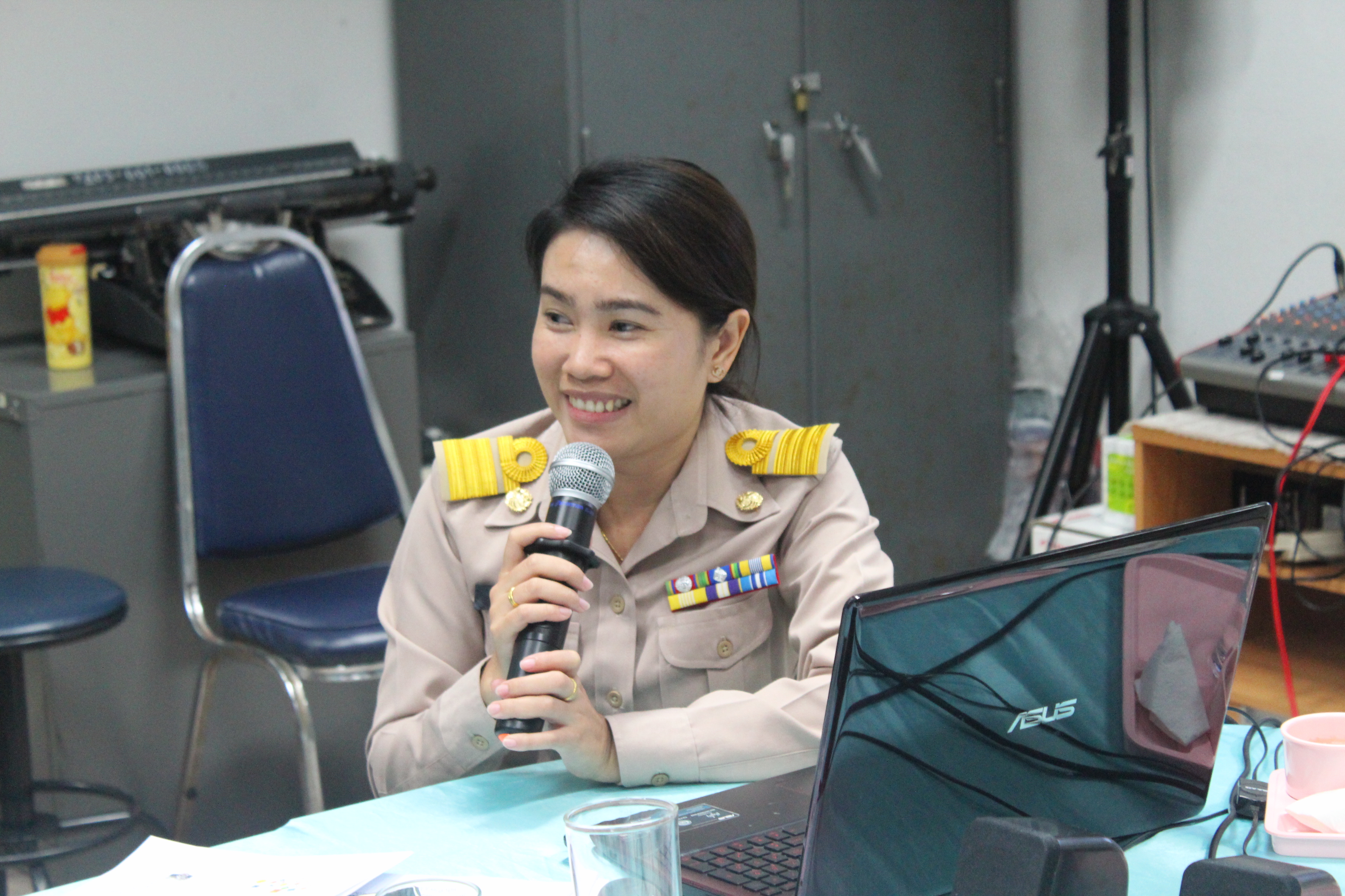 การคัดเลือกข้าราชการและลูกจ้างประจำดีเด่นและนักประชาสัมพันธ์ดีเด่น กรมการพัฒนาชุมชน ประจำปี 2560 จังหวัดสุโขทัย