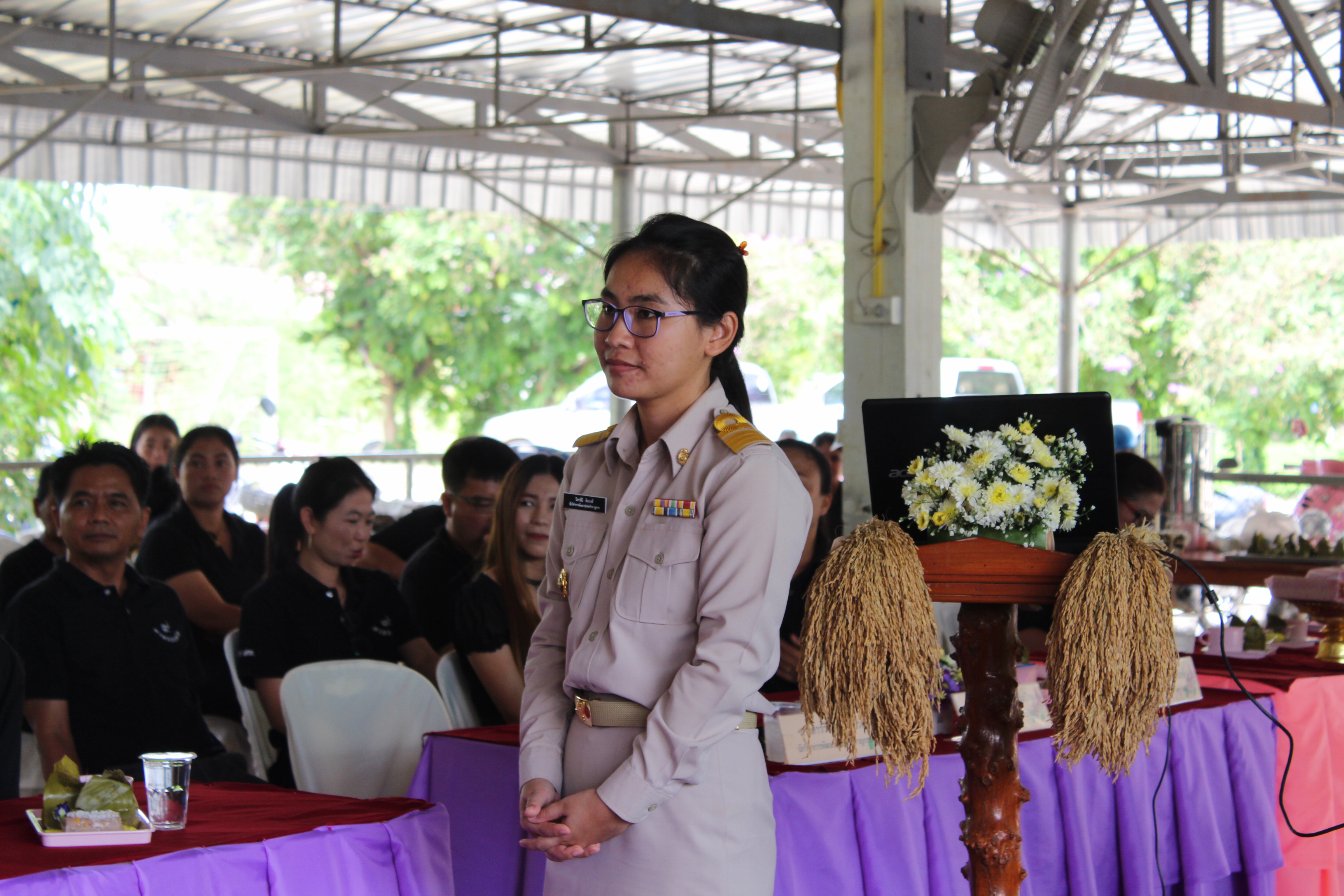 การคัดเลือกข้าราชการและลูกจ้างประจำดีเด่น ประเภทพัฒนากรขวัญใจชุมชน กรมการพัฒนาชุมชน ประจำปี 2560 จังหวัดสุโขทัย