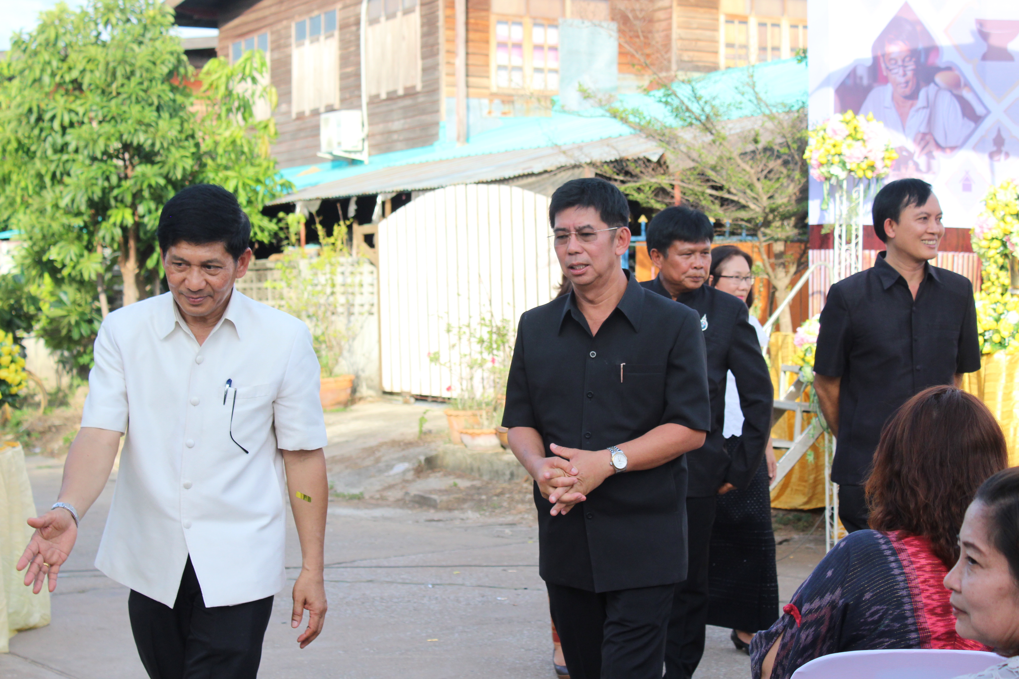 พิธีเปิดโครงการพัฒนาหมู่บ้าน OTOP เพื่อการท่องเที่ยว ประจำปี พ.ศ. 2560 จังหวัดสุโขทัย