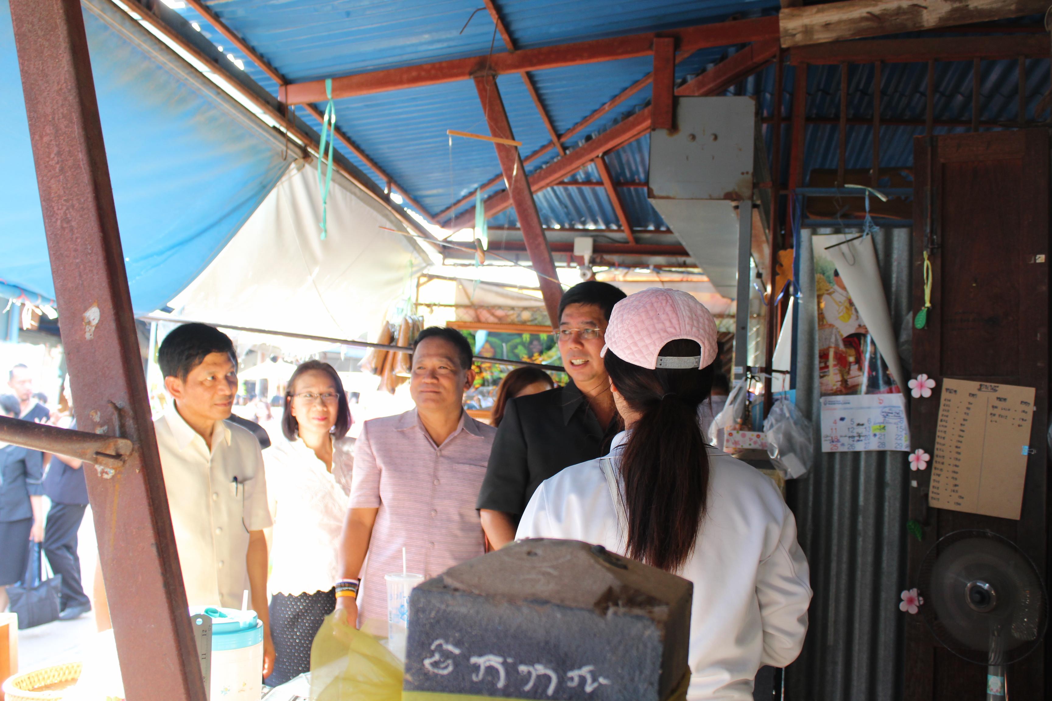 พิธีเปิดโครงการพัฒนาหมู่บ้าน OTOP เพื่อการท่องเที่ยว ประจำปี พ.ศ. 2560 จังหวัดสุโขทัย