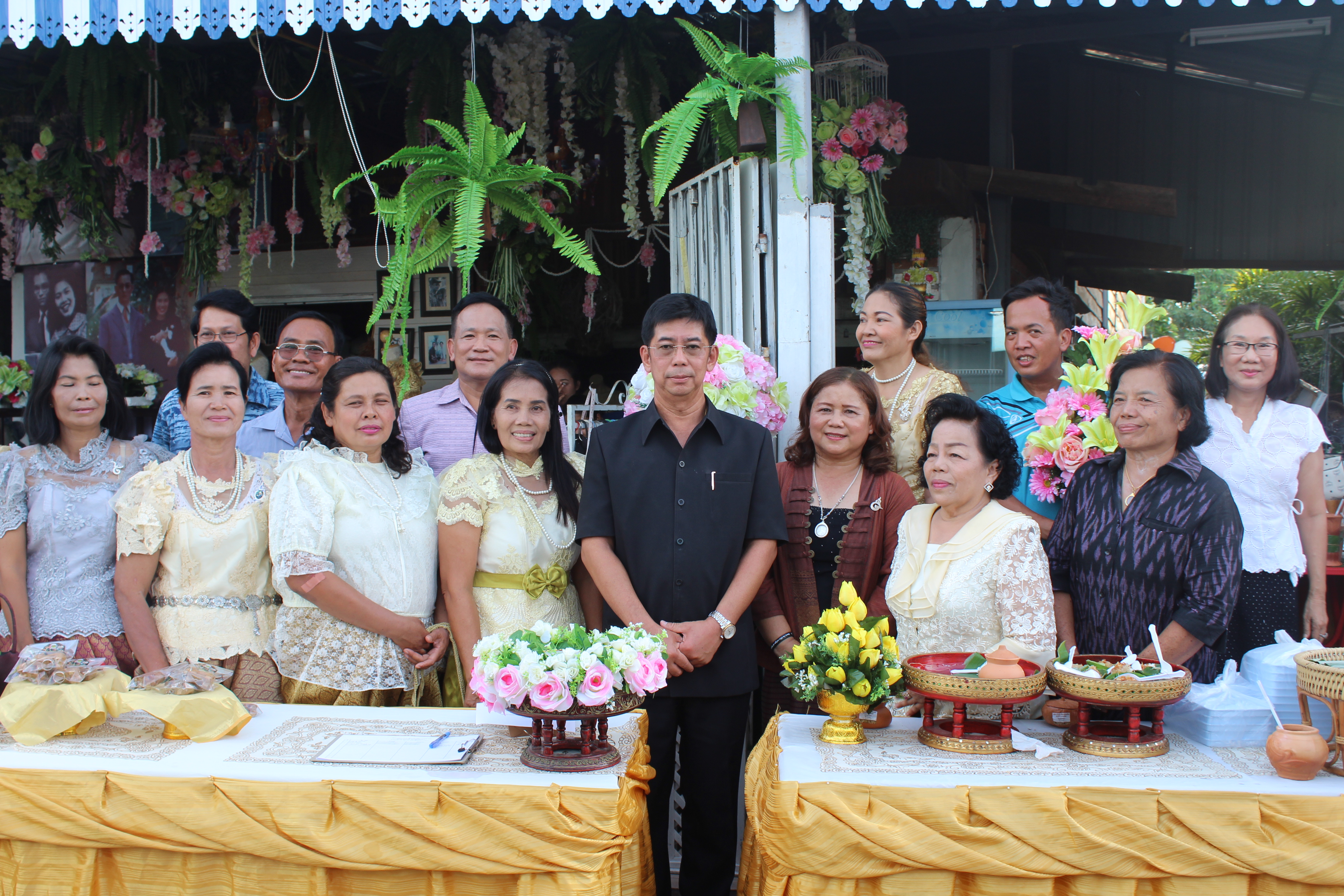 พิธีเปิดโครงการพัฒนาหมู่บ้าน OTOP เพื่อการท่องเที่ยว ประจำปี พ.ศ. 2560 จังหวัดสุโขทัย