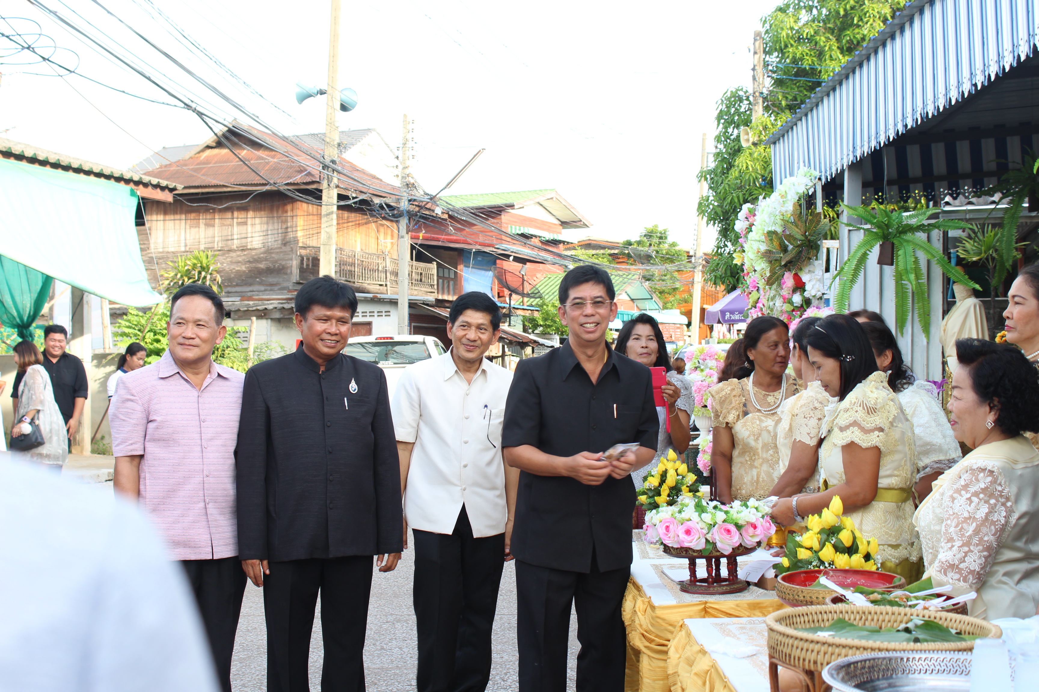 พิธีเปิดโครงการพัฒนาหมู่บ้าน OTOP เพื่อการท่องเที่ยว ประจำปี พ.ศ. 2560 จังหวัดสุโขทัย