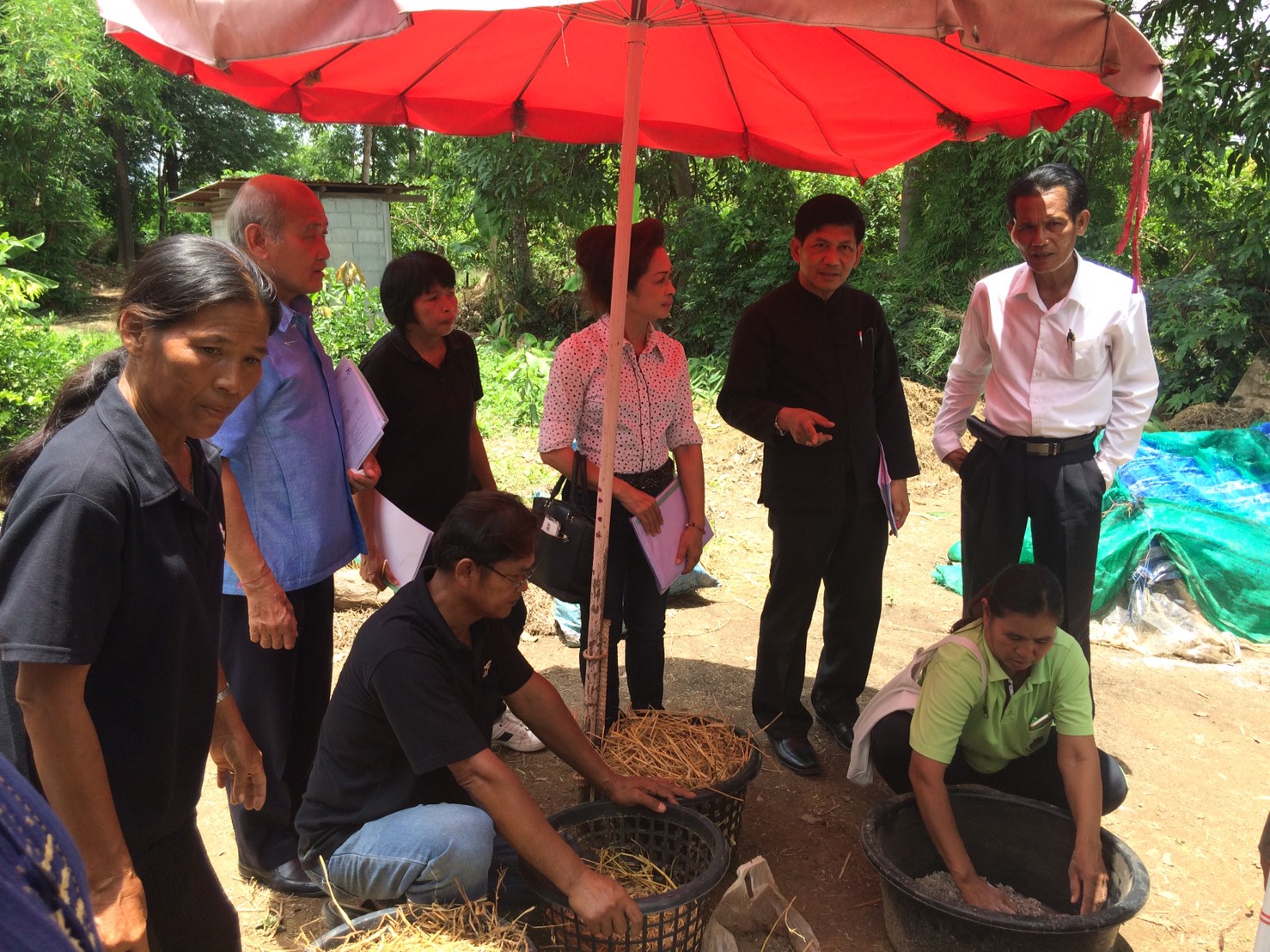 ลงพื้นที่คัดเลือกครัวเรือนสัมมาชีพ อ.ศรีนคร