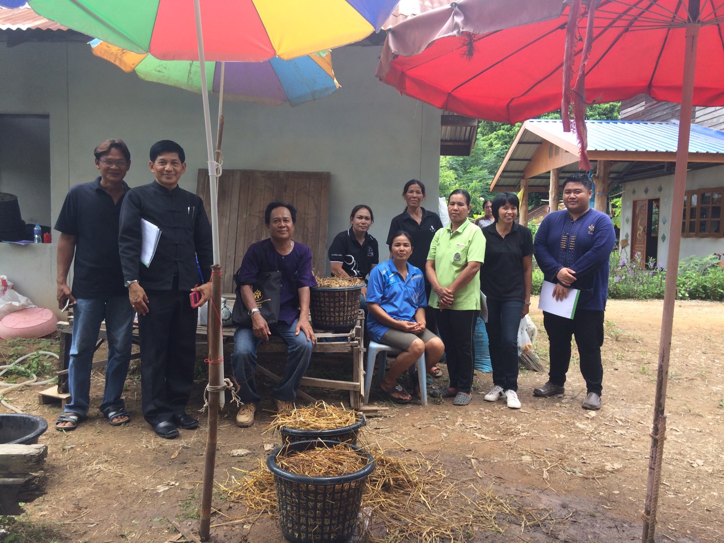 ลงพื้นที่คัดเลือกครัวเรือนสัมมาชีพ อ.ศรีนคร