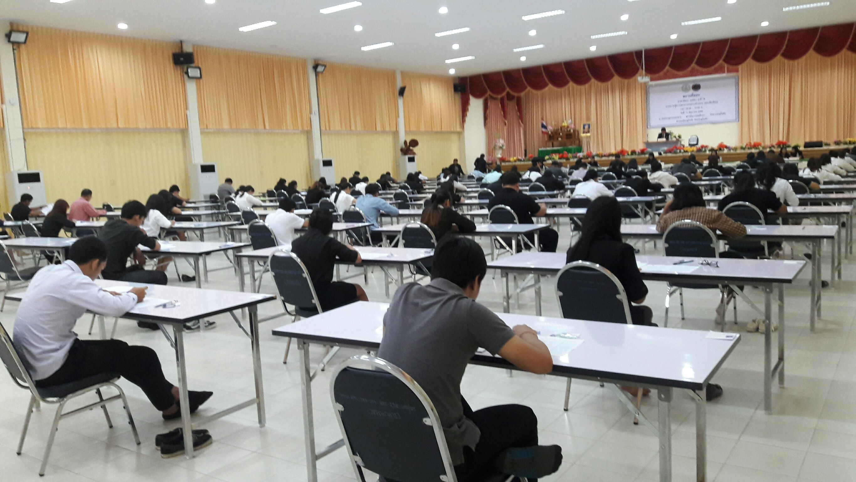 การสอบคัดเลือกบุคคลเพื่อแต่งตั้งเป็นอาสาพัฒนา (อสพ.) รุ่นที่ 70 ภาคความรู้ความสามารถเฉพาะตำแหน่ง (สอบข้อเขียน) จังหวัดสุโขทัย