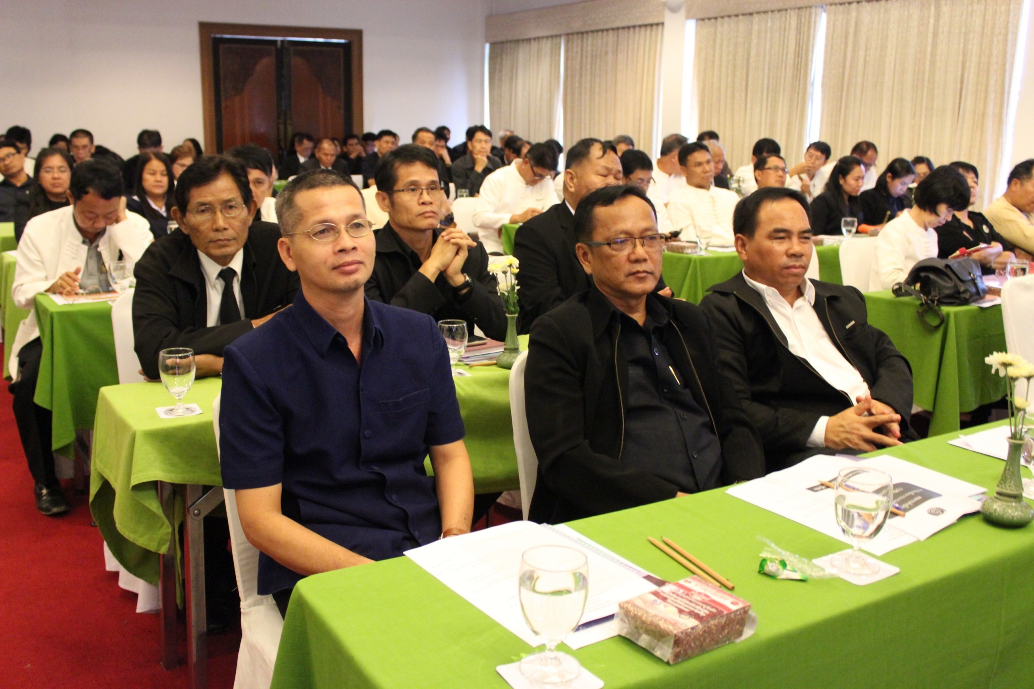 การประชุมเชิงปฏิบัติการตรวจติดตามผลการดำเนินงานของหน่วยรับตรวจ รายไตรมาส ครั้งที่ 2/2560 เขตฯ 15,16,17