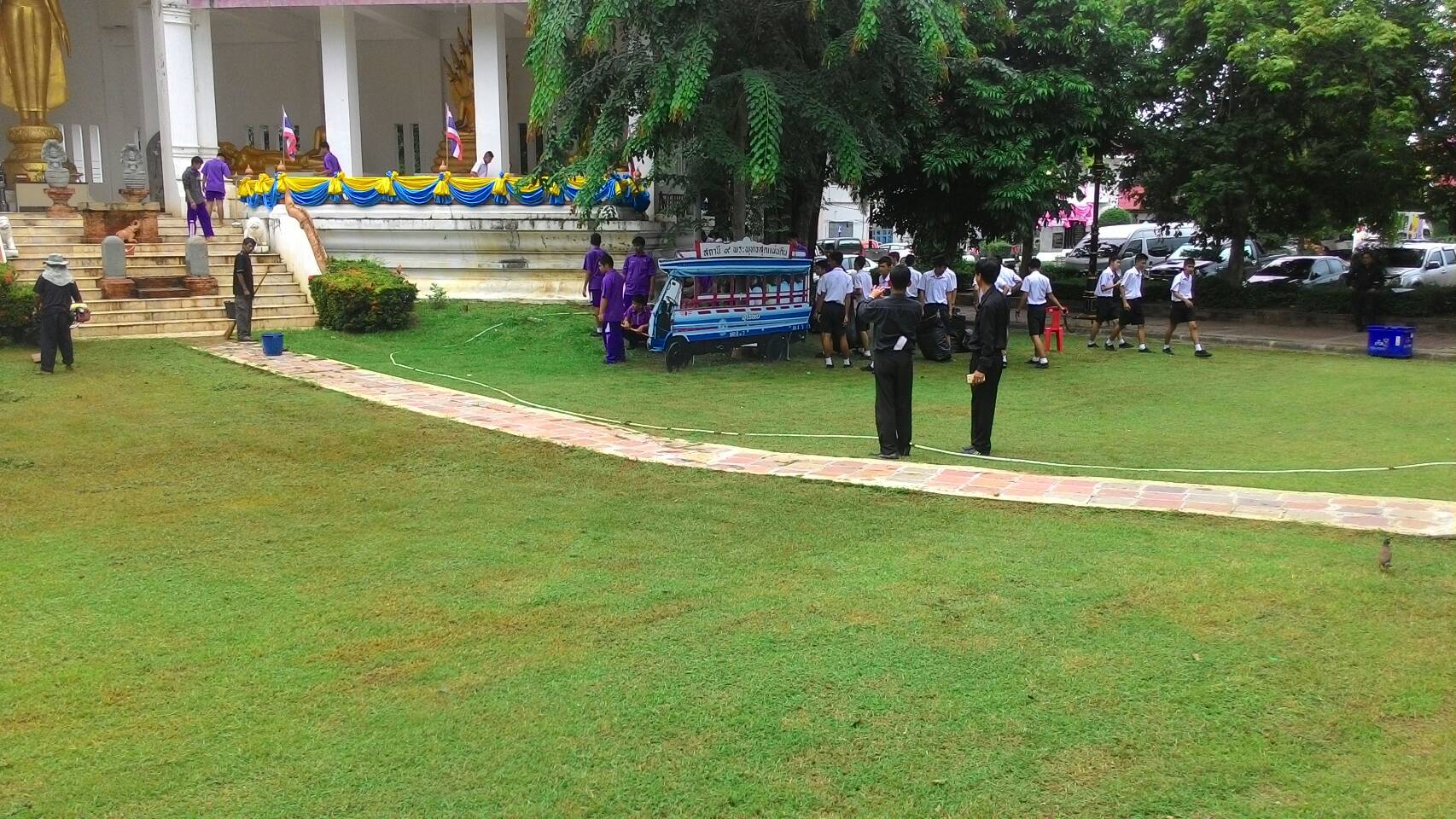 การพัฒนาปรับภูมิทัศน์ของศาลพระแม่ย่า อาคารเก้าพระพุทธสุดแผ่นดิน เพื่อเตรียมจัดทำพิธีหล่อเทียนจำนำพรรษา เนื่องในวันเข้าพรรษา