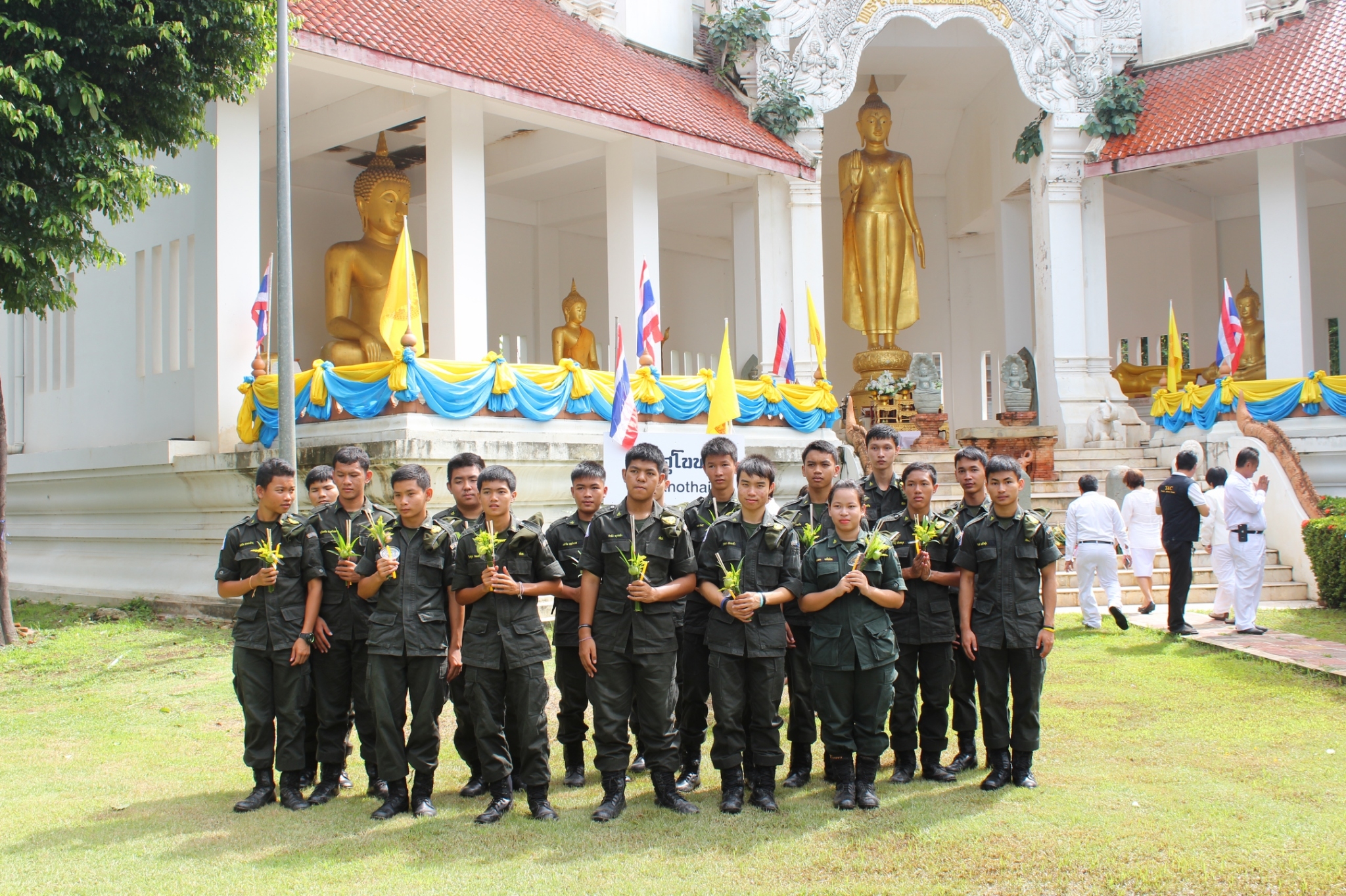 จังหวัดสุโขทัย จัดกิจกรรม “ทำดีเพื่อพ่อ หล่อเทียนเข้าพรรษา” เนื่องในเทศกาลวันอาสาฬหบูชา ประจำปี 2560