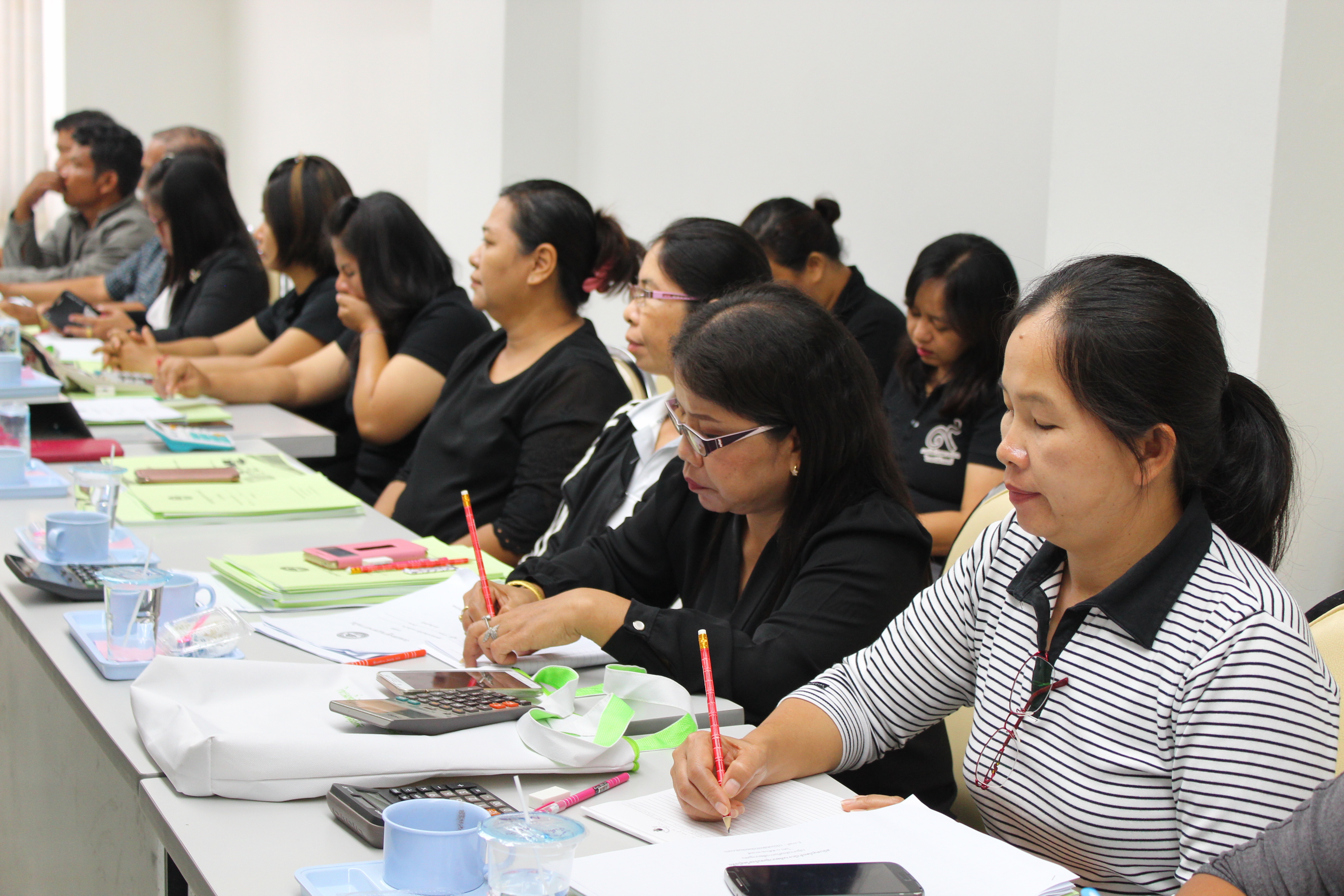 “จังหวัดสุโขทัย จัดโครงการประชุมเชิงปฏิบัติการเพิ่มทักษะด้านการจัดทำบัญชีกลุ่มออมทรัพย์เพื่อการผลิตระดับจังหวัด”