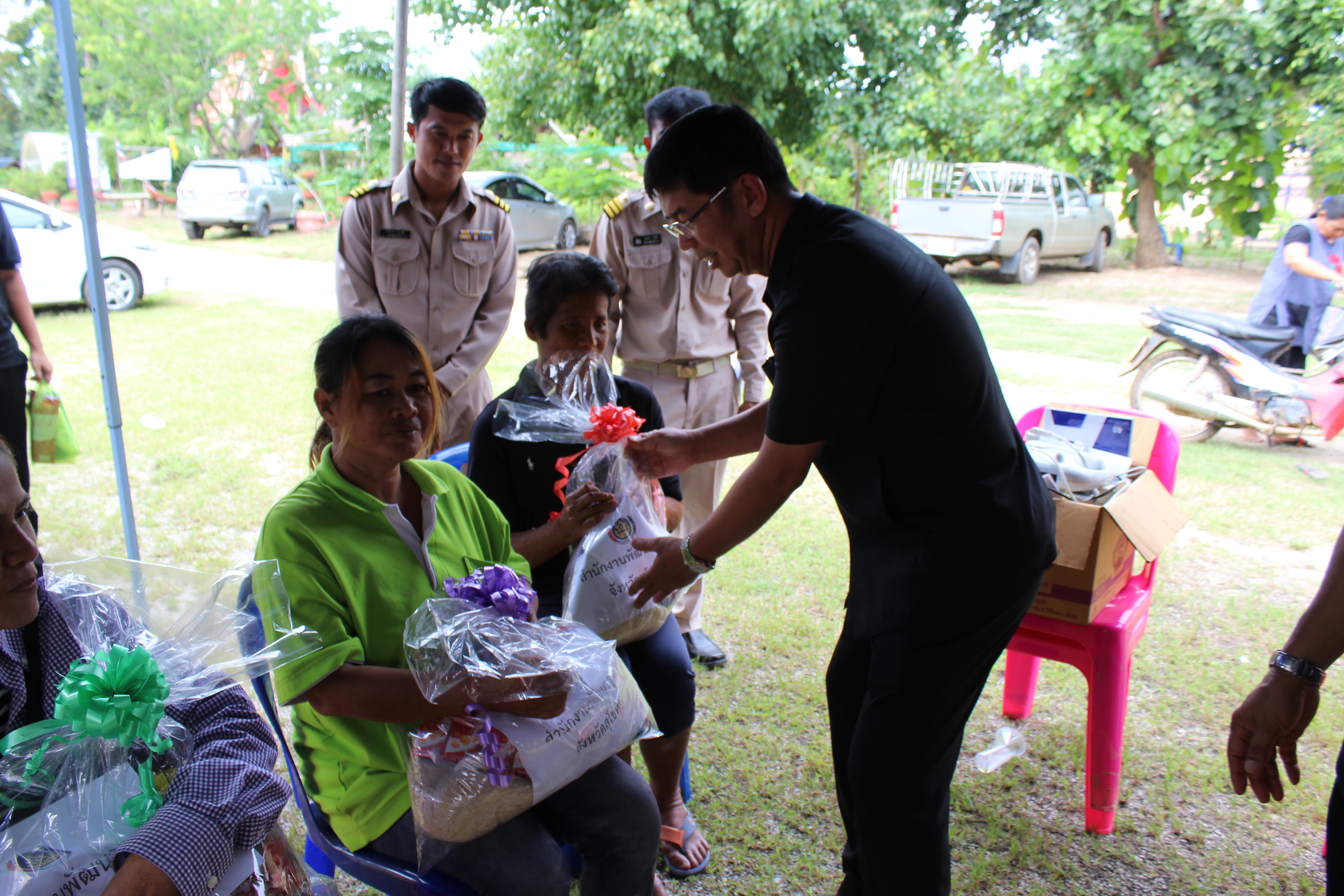จังหวัดเคลื่อนที่ “หน่วยบำบัดทุกข์ บำรุงสุข สร้างรอยยิ้มให้ประชาชน” ณ วัดศรีมหาโพธิ์ หมู่ที่ 1 ตำบลบ้านหลุม อำเภอเมืองสุโขทัย จังหวัดสุโขทั