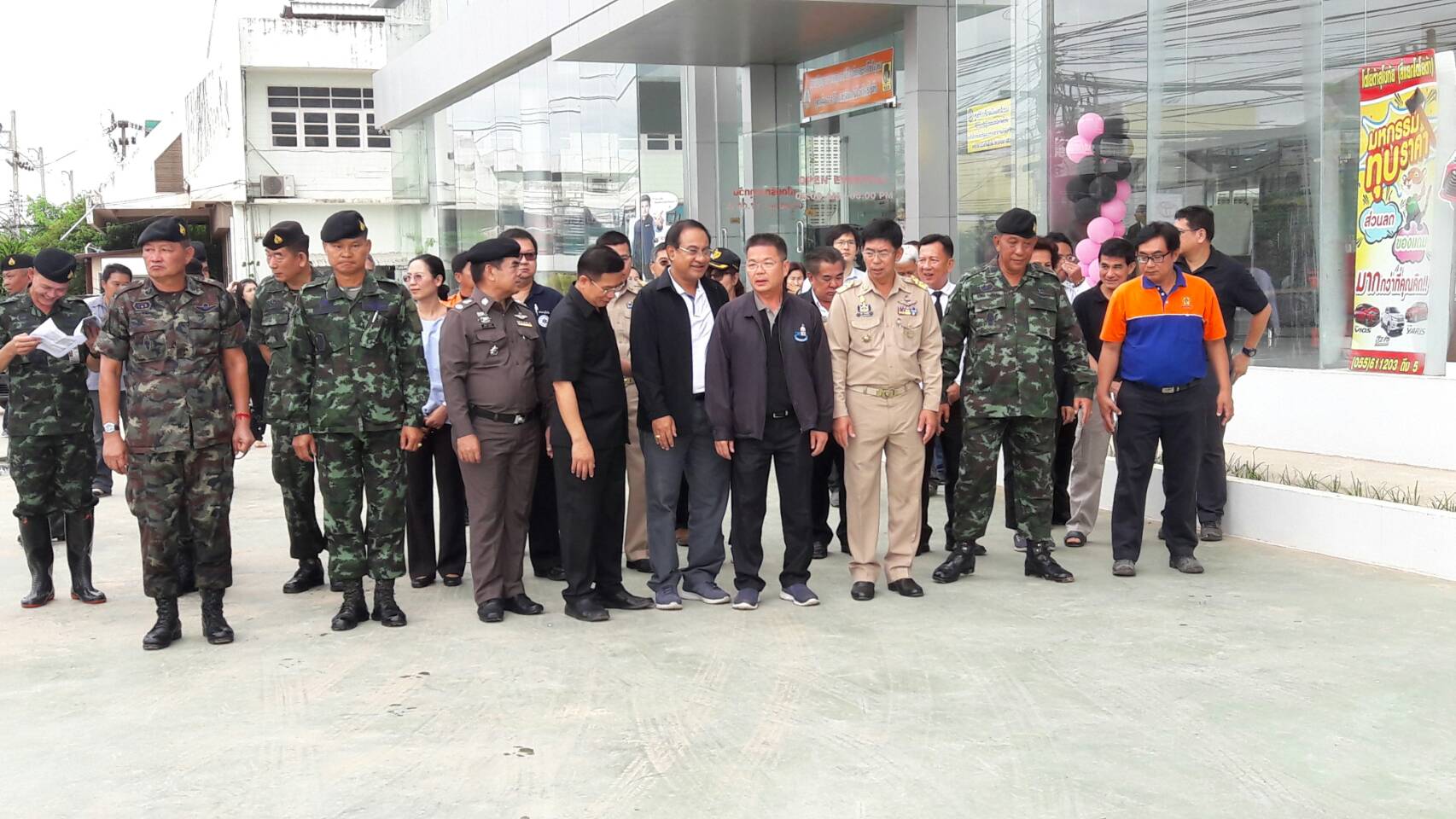 แม่ทัพภาคที่ 3 ลงพื้นที่จังหวัดสุโขทัย ติดตามสถานการณ์ปัญหาน้ำในลุ่มน้ำยม