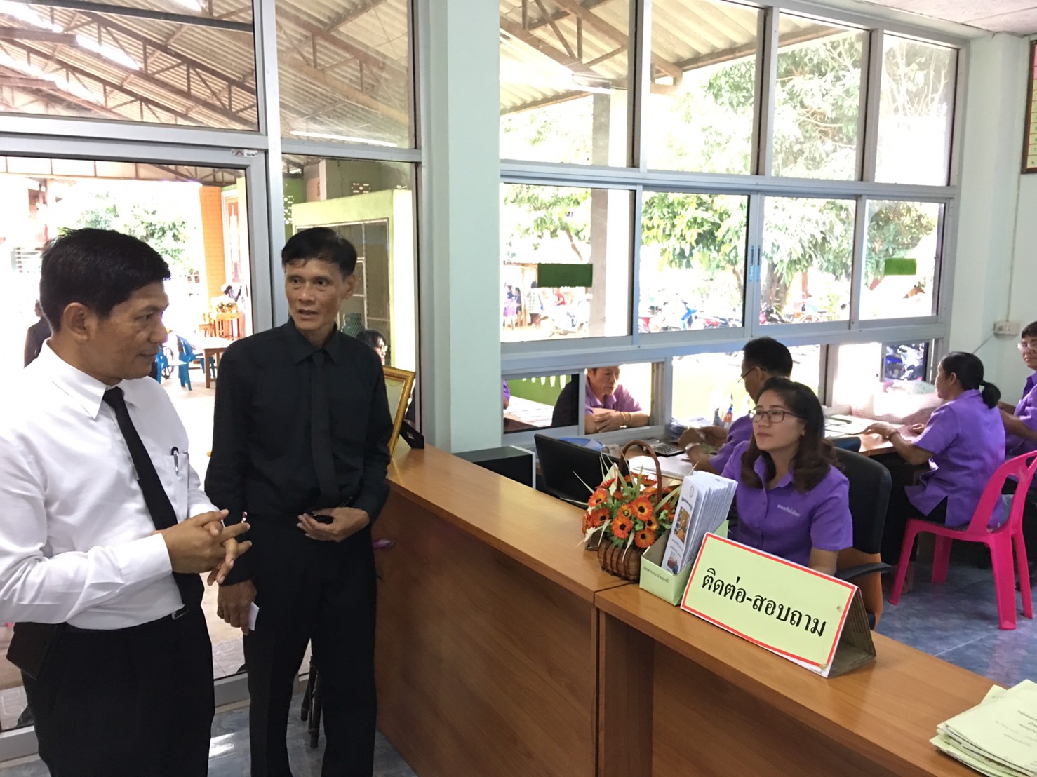 “ติดตามการดำเนินงานและถ่ายทำวีดีทัศน์การดำเนินงานศูนย์สาธิตการตลาดกลุ่มออมทรัพย์เพื่อการผลิตบ้านเชิงผา”