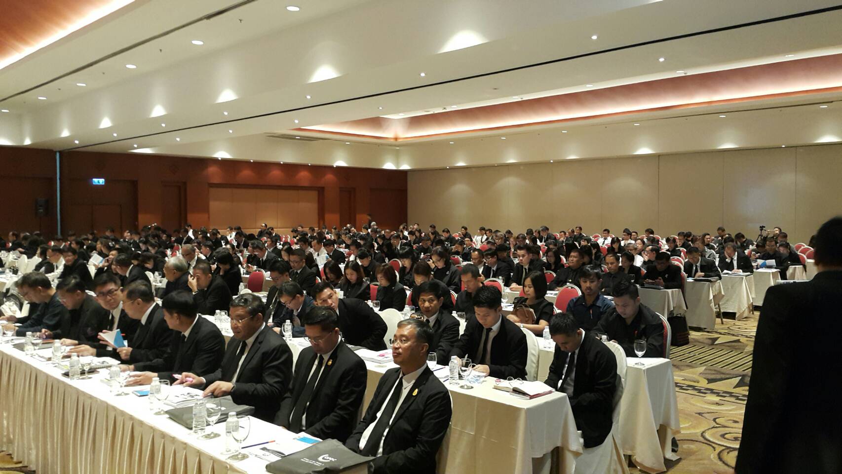 การฝึกอบรมหลักสูตรสำหรับผู้บริหารในพื้นที่ และผู้ที่เกี่ยวข้องกับการขับเคลื่อนยุทธศาสตร์การสร้างความเข้มแข็งและยั่งยืนให้กับเศรษฐกิจภายในประเทศในระดับพื้นที่ รุ่นที่ 2