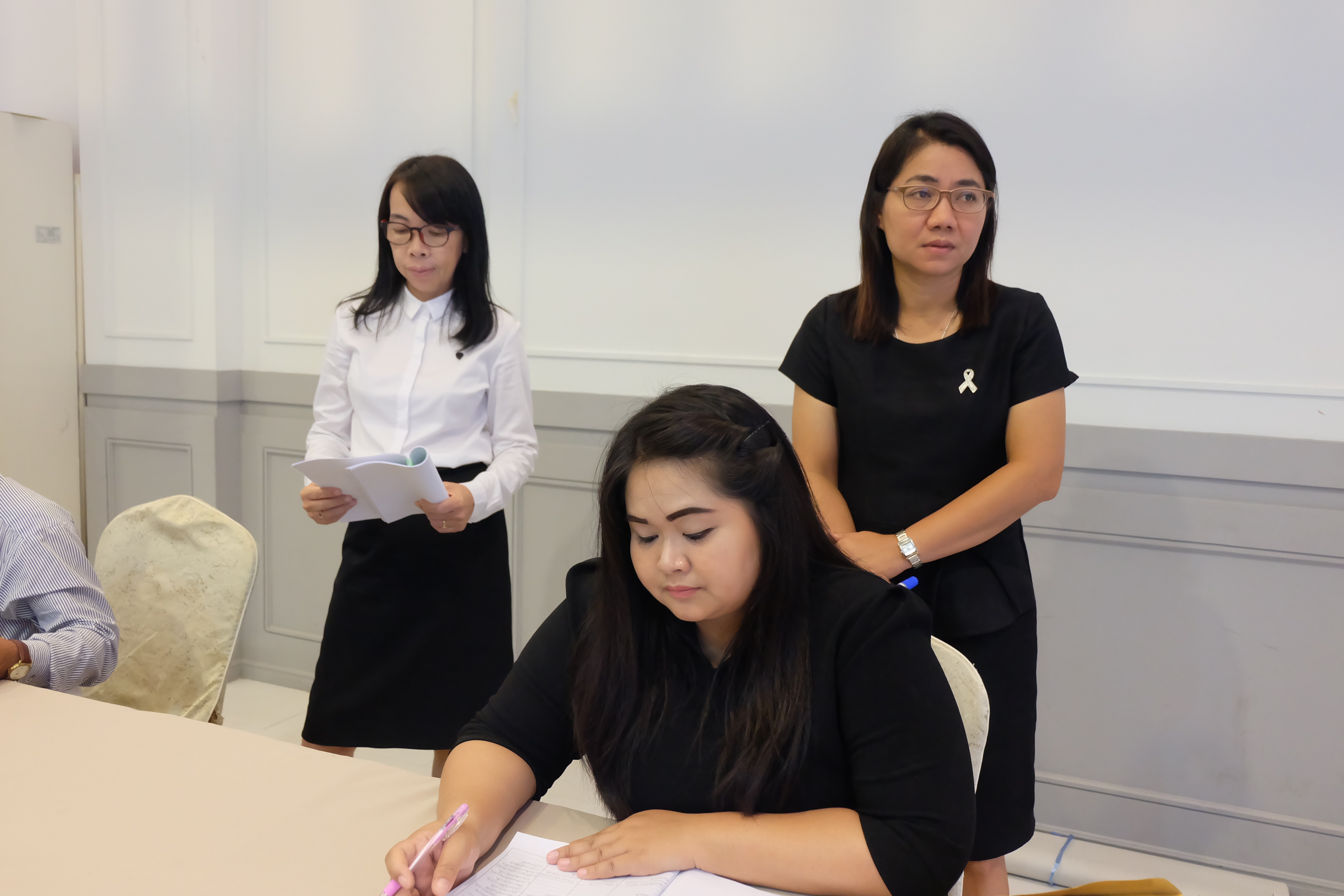 การประชุมเชิงปฏิบัติการขับเคลื่อนการพัฒนาเศรษฐกิจฐานรากและประชารัฐ (ระดับจังหวัด) จังหวัดสุโขทัย