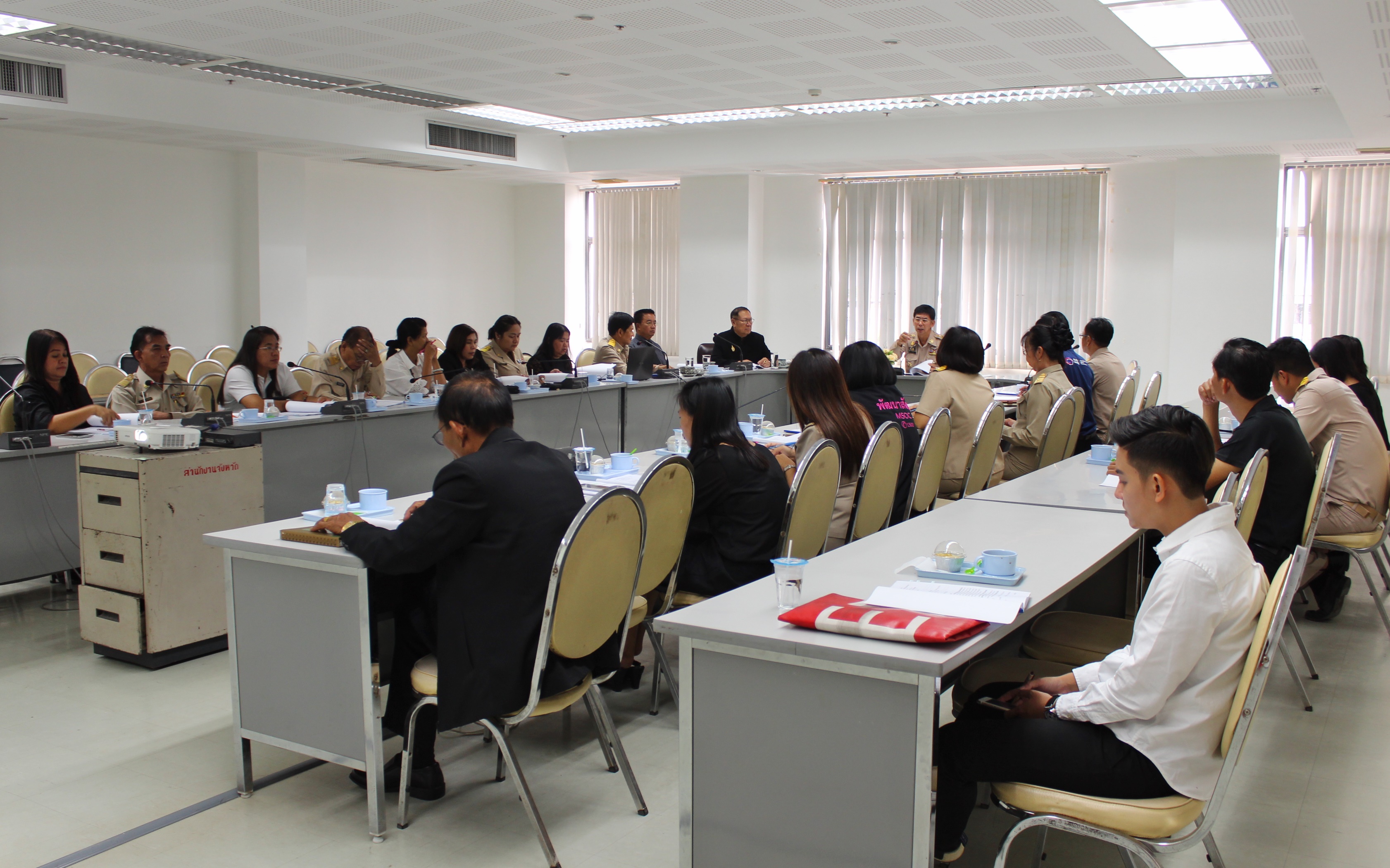 จังหวัดสุโขทัย จัดประชุมคณะกรรมการประสานและขับเคลื่อนนโยบายสานพลังประชารัฐประจำจังหวัด (คสป.) ครั้งที่ 6/2560